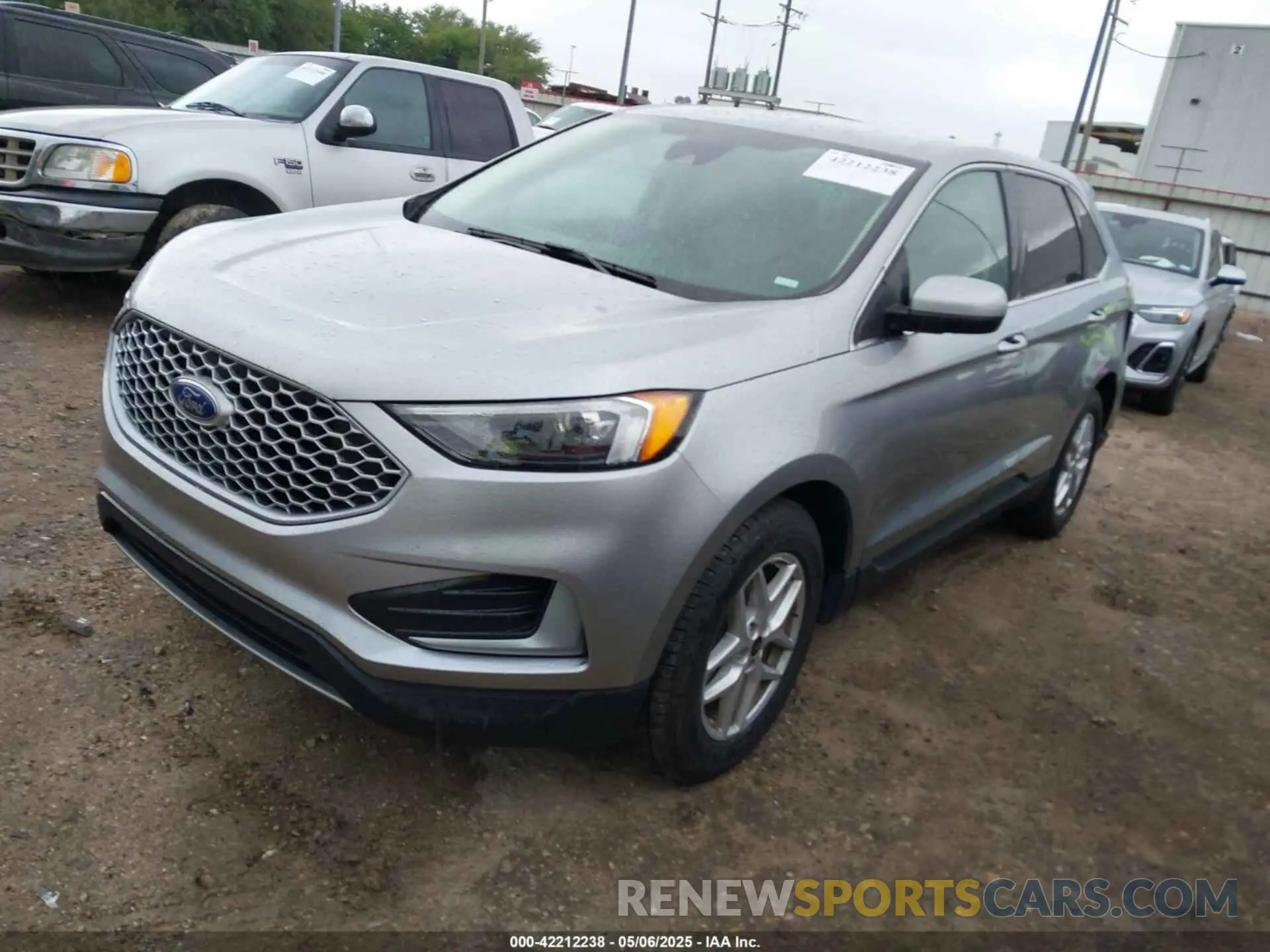 2 Photograph of a damaged car 2FMPK4J99RBA49668 FORD EDGE 2024