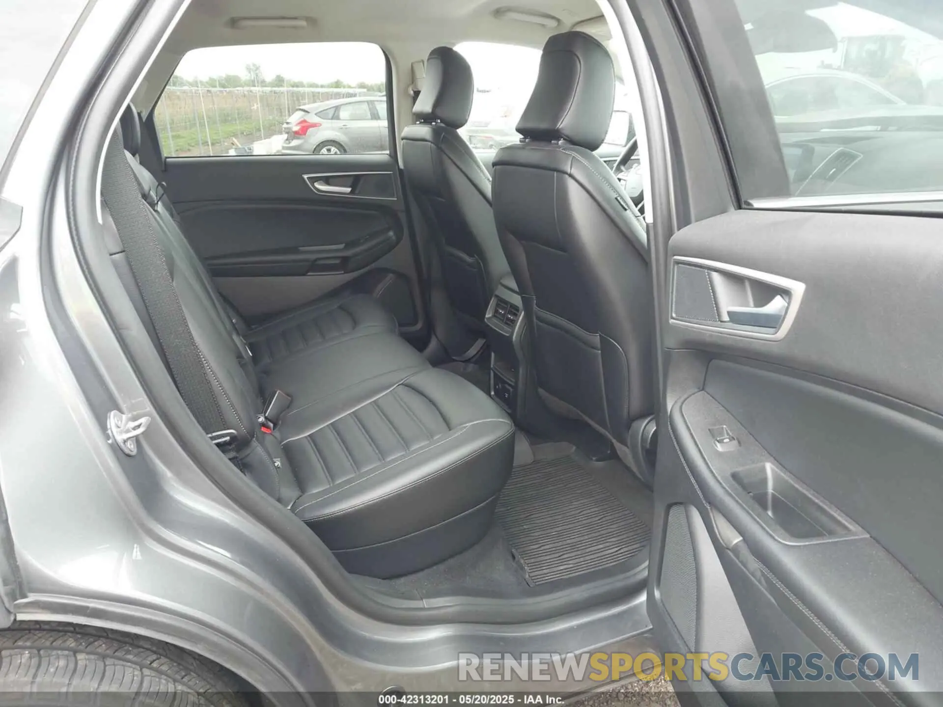 8 Фотография поврежденного автомобиля 2FMPK4J99RBB04992 FORD EDGE 2024