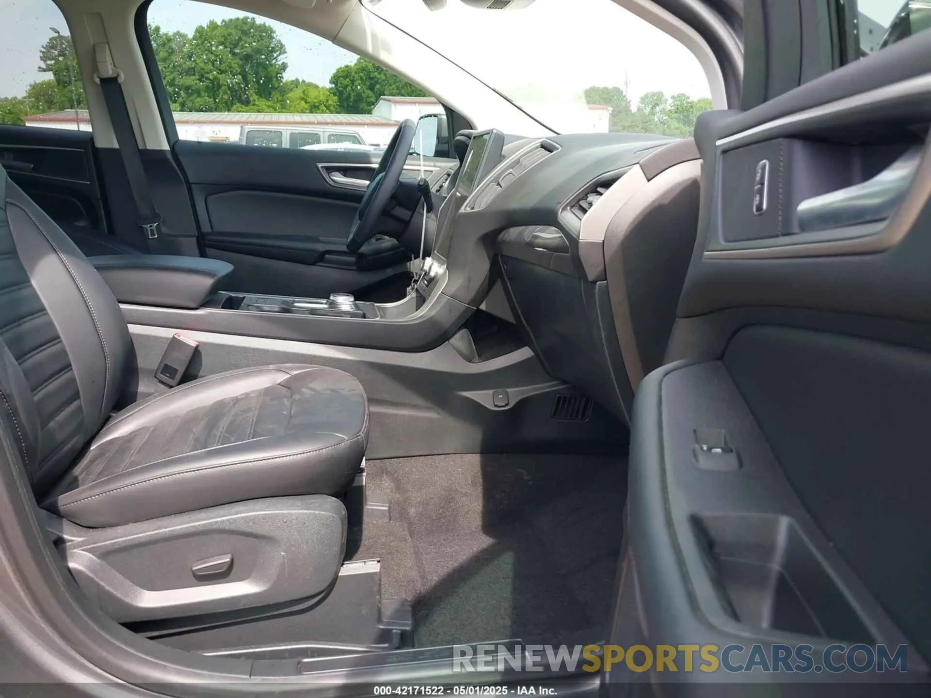 5 Фотография поврежденного автомобиля 2FMPK4J99RBB15264 FORD EDGE 2024