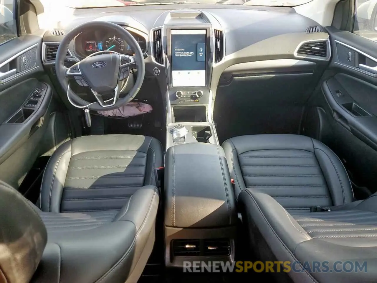 8 Фотография поврежденного автомобиля 2FMPK4J99RBB16611 FORD EDGE 2024