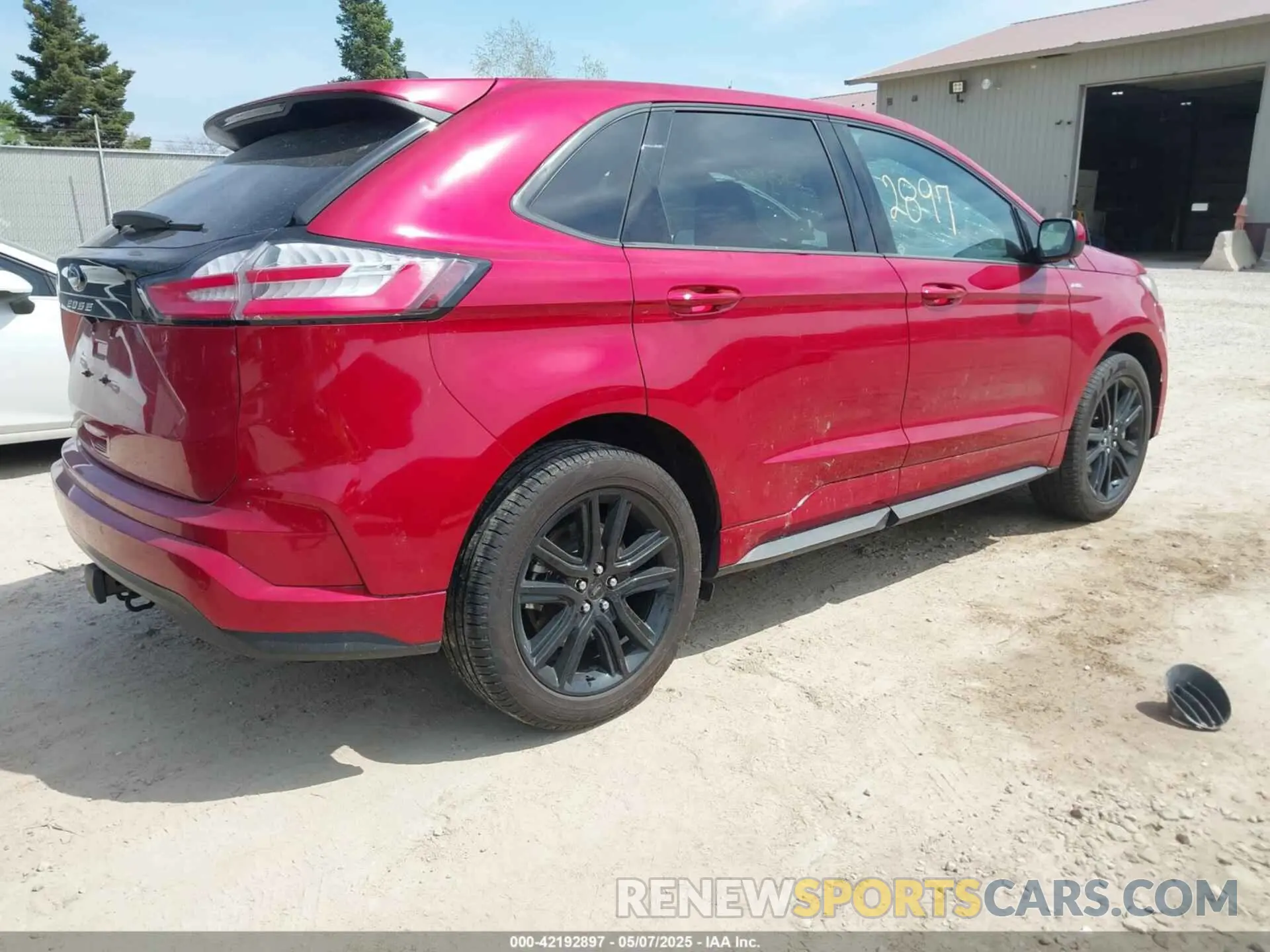 4 Photograph of a damaged car 2FMPK4J9XRBA47864 FORD EDGE 2024