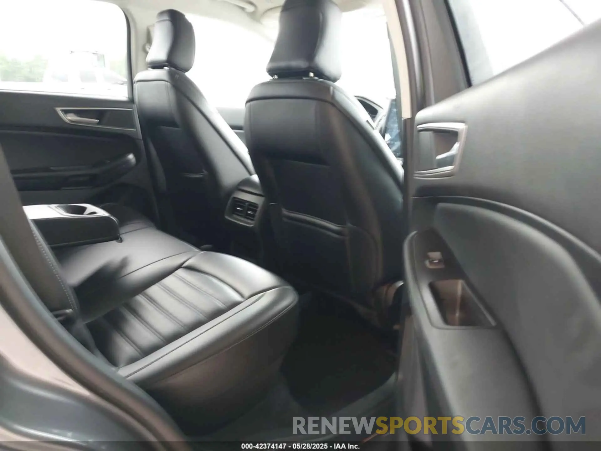8 Фотография поврежденного автомобиля 2FMPK4J9XRBA49985 FORD EDGE 2024