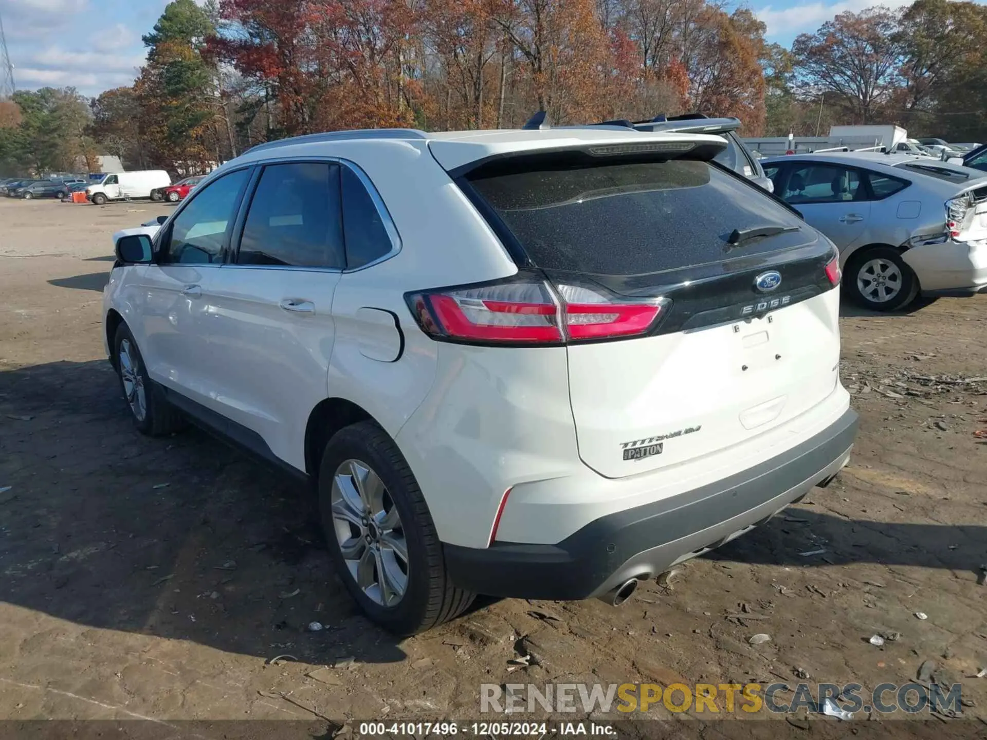 3 Photograph of a damaged car 2FMPK4K90RBA05556 FORD EDGE 2024