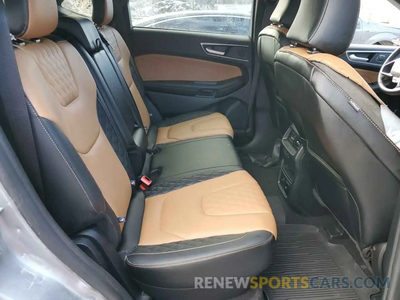 11 Фотография поврежденного автомобиля 2FMPK4K91RBA39165 FORD EDGE 2024