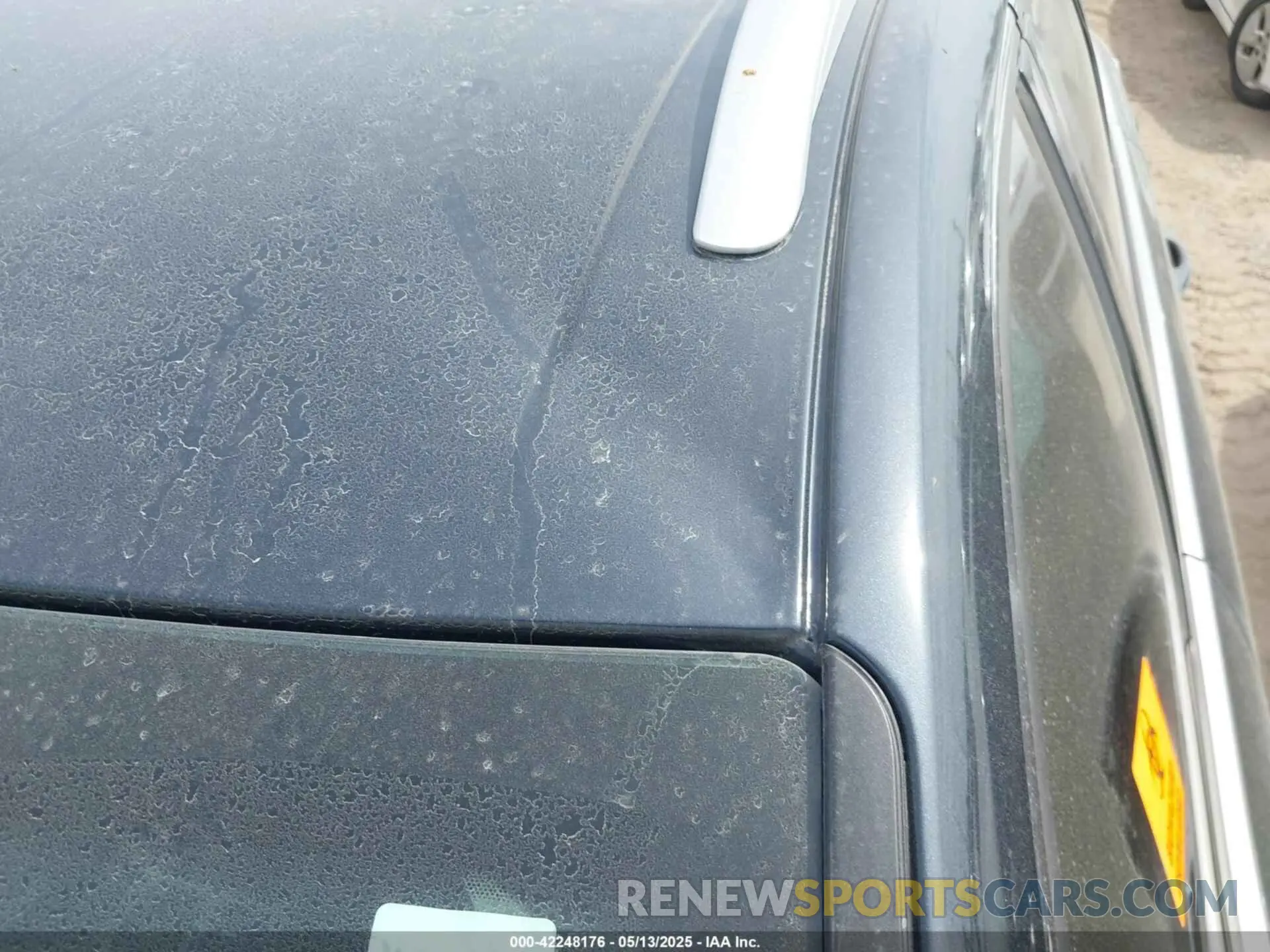 11 Photograph of a damaged car 2FMPK4K94RBA45347 FORD EDGE 2024