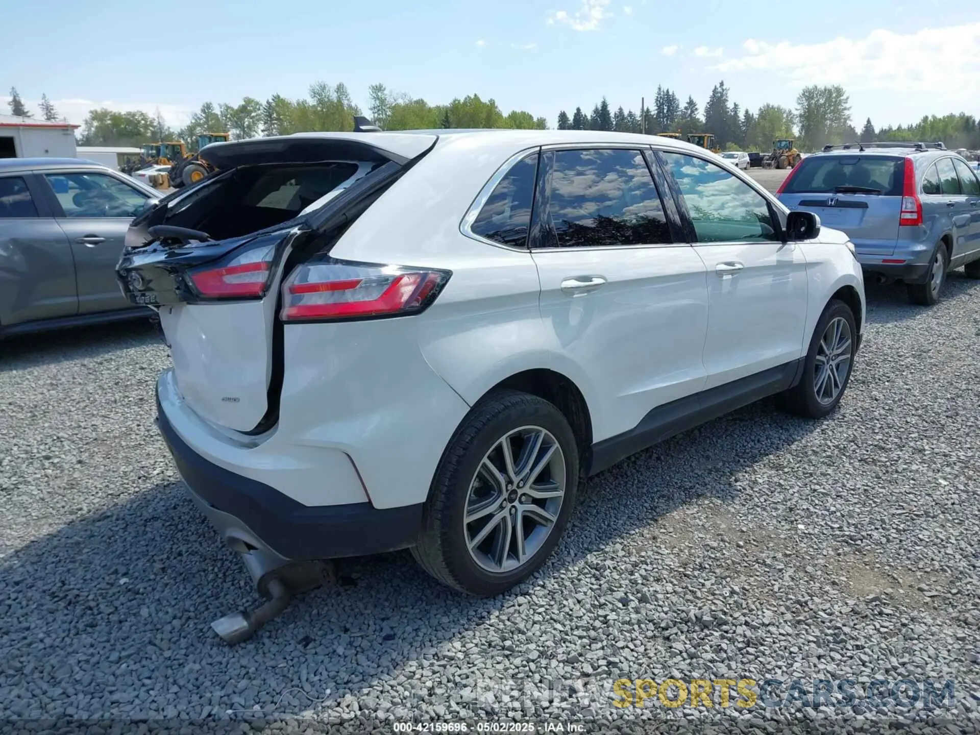4 Photograph of a damaged car 2FMPK4K94RBA86061 FORD EDGE 2024