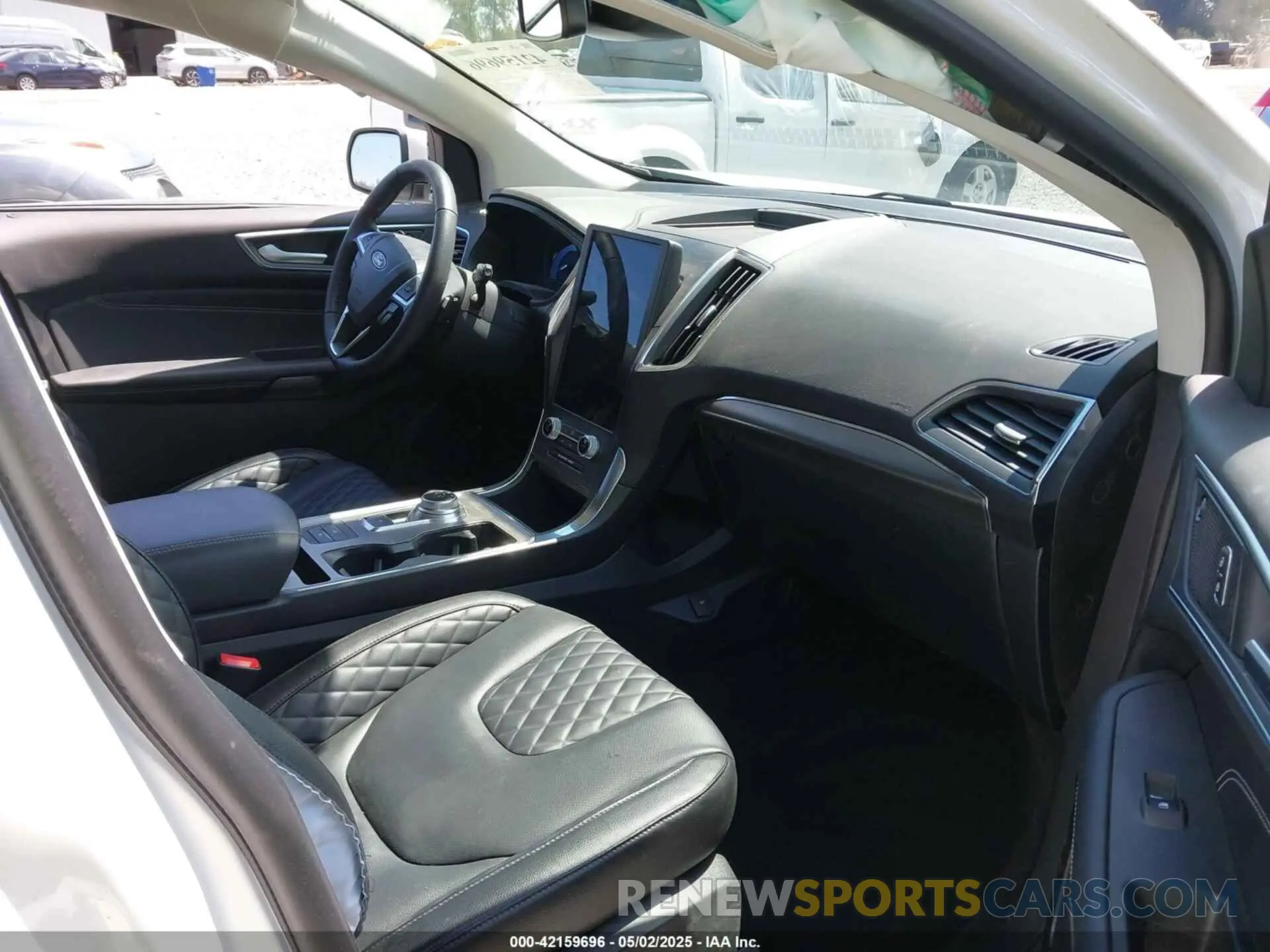 5 Photograph of a damaged car 2FMPK4K94RBA86061 FORD EDGE 2024