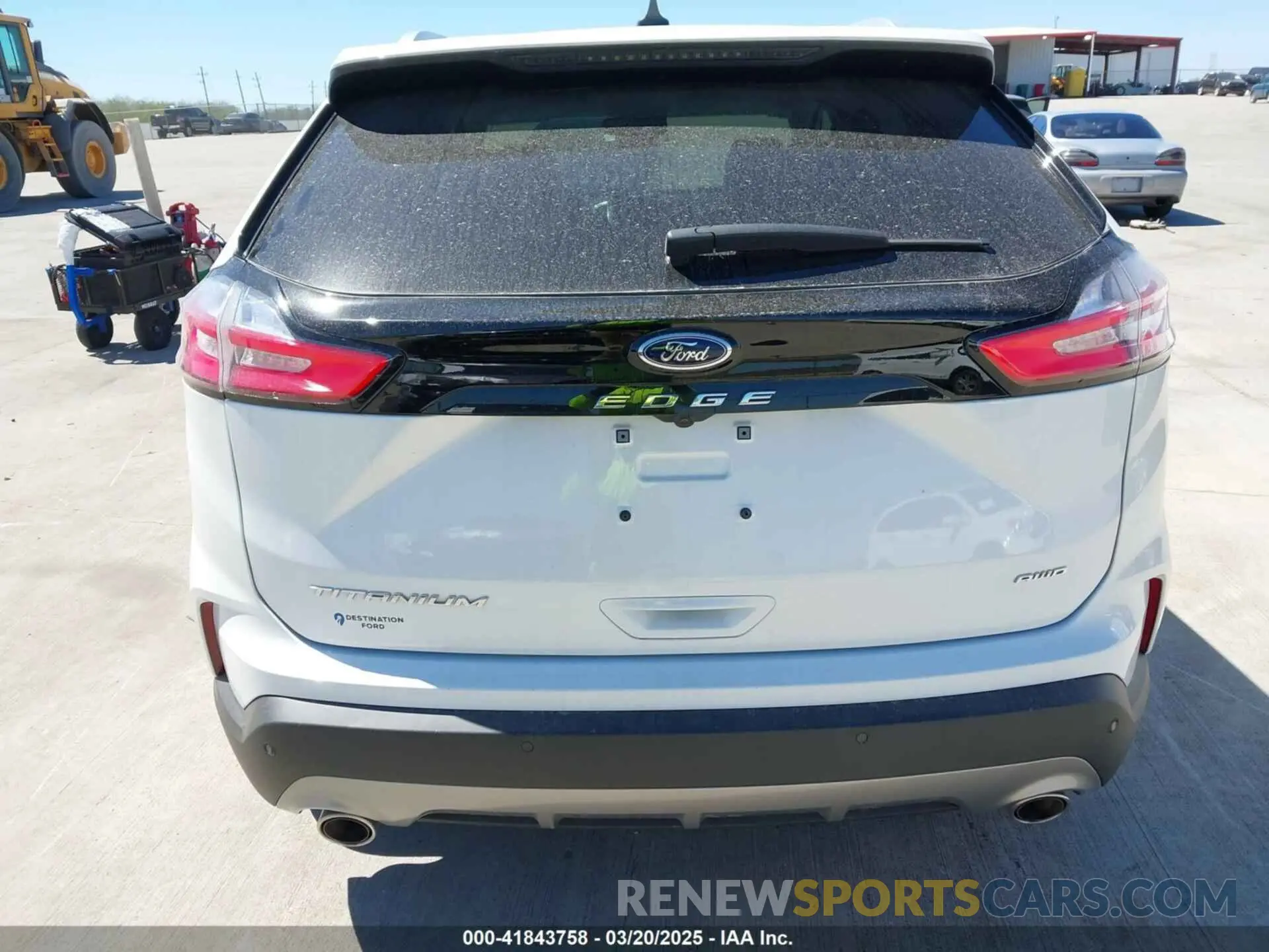 16 Photograph of a damaged car 2FMPK4K98RBA75080 FORD EDGE 2024