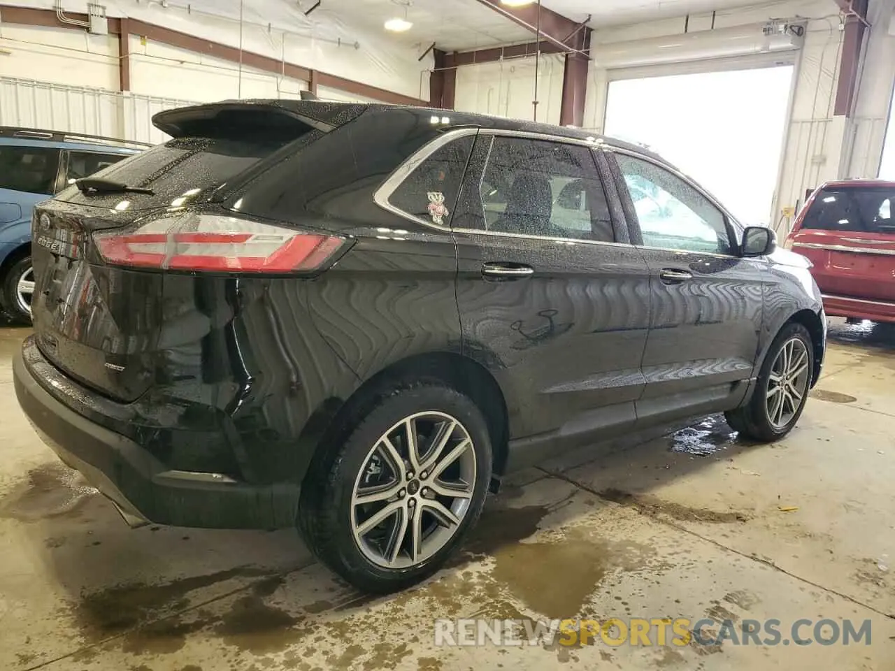 3 Photograph of a damaged car 2FMPK4K99RBA75962 FORD EDGE 2024