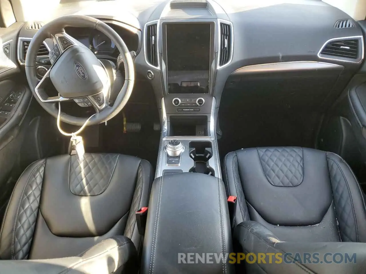 8 Фотография поврежденного автомобиля 2FMPK4K99RBA94396 FORD EDGE 2024