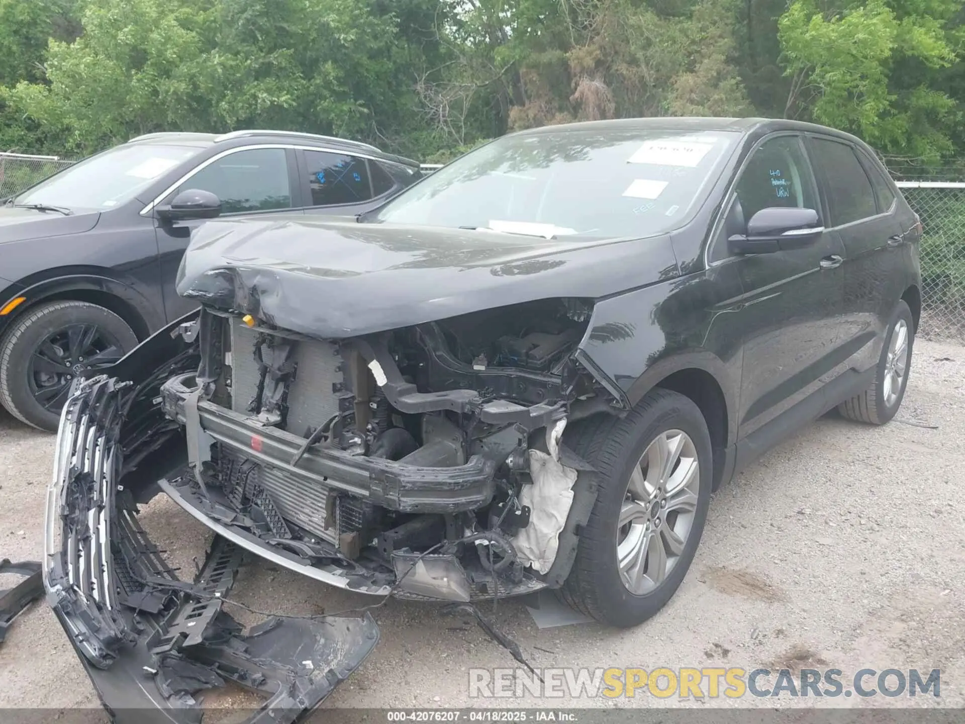 2 Photograph of a damaged car 2FMPK4K9XRBA90034 FORD EDGE 2024