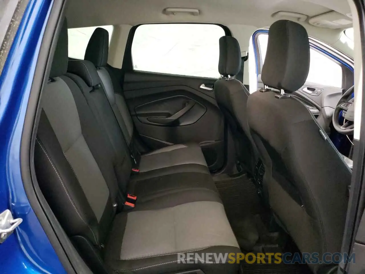 10 Фотография поврежденного автомобиля 1FMCU0GD6JUD05986 FORD ESCAPE 2018