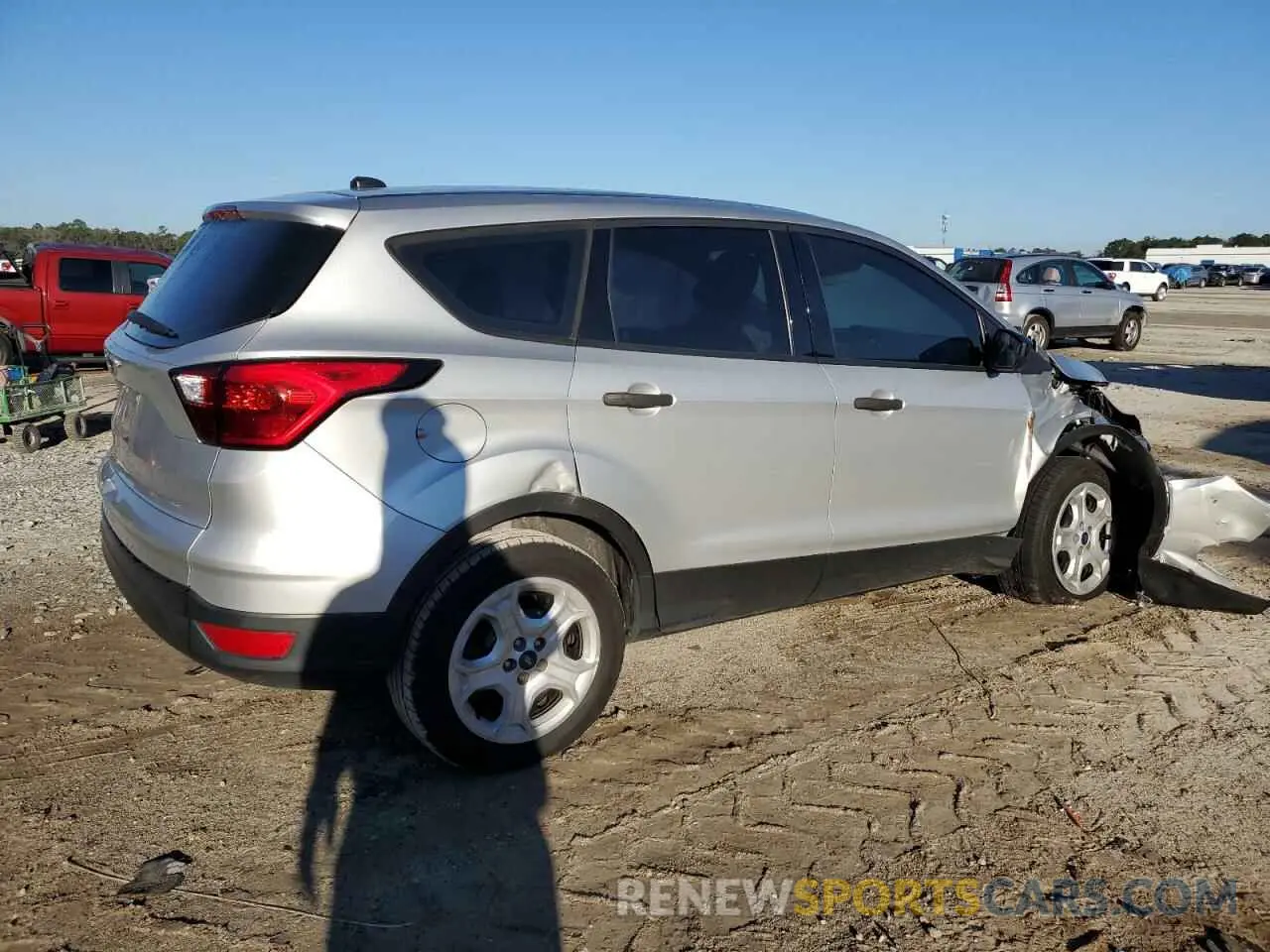 3 Фотография поврежденного автомобиля 1FMCU0F70KUA30273 FORD ESCAPE 2019