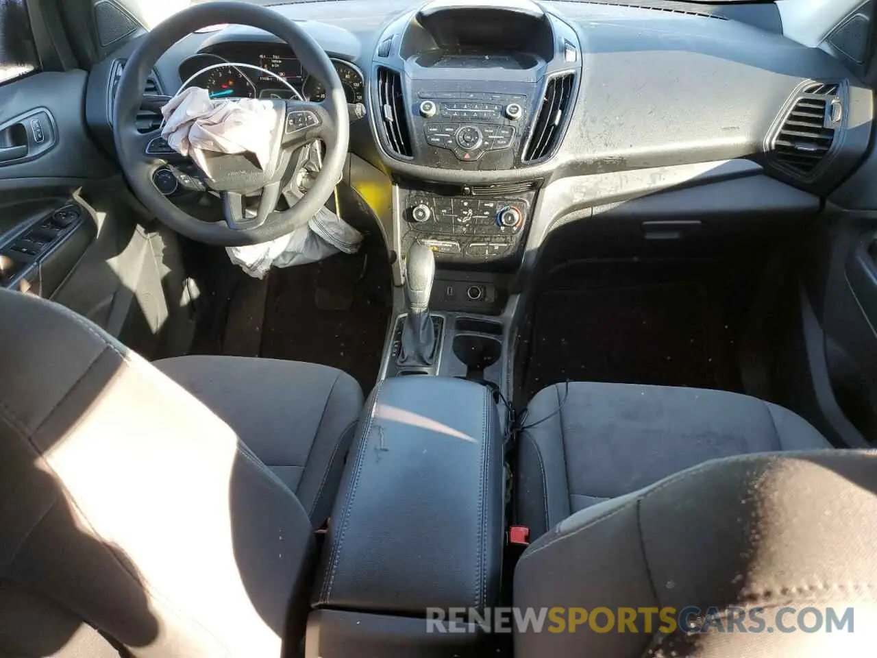 8 Фотография поврежденного автомобиля 1FMCU0F70KUA30273 FORD ESCAPE 2019