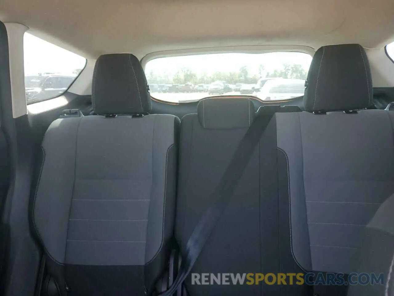 10 Photograph of a damaged car 1FMCU0F70KUC03130 FORD ESCAPE 2019