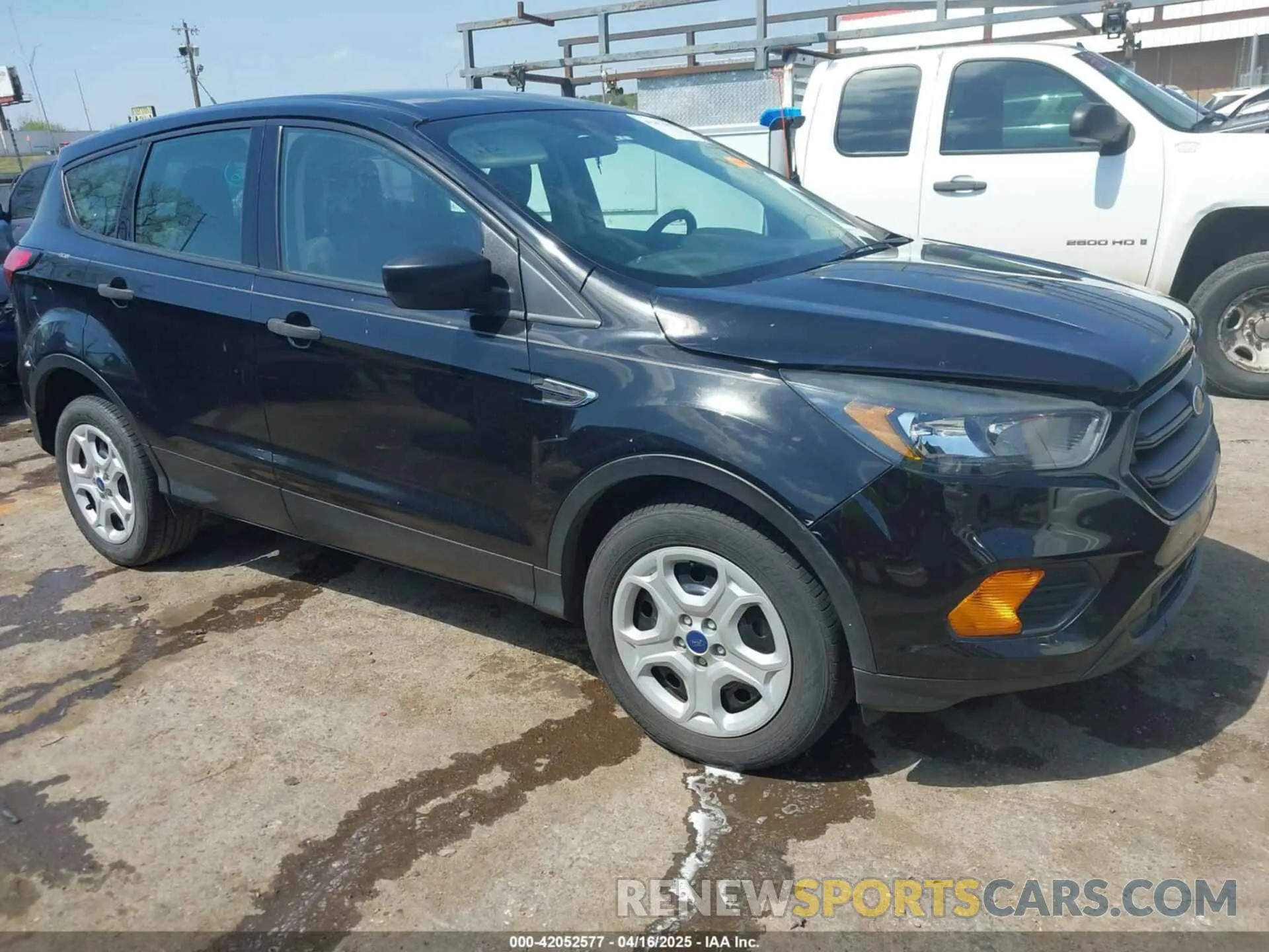 1 Фотография поврежденного автомобиля 1FMCU0F71KUA63170 FORD ESCAPE 2019