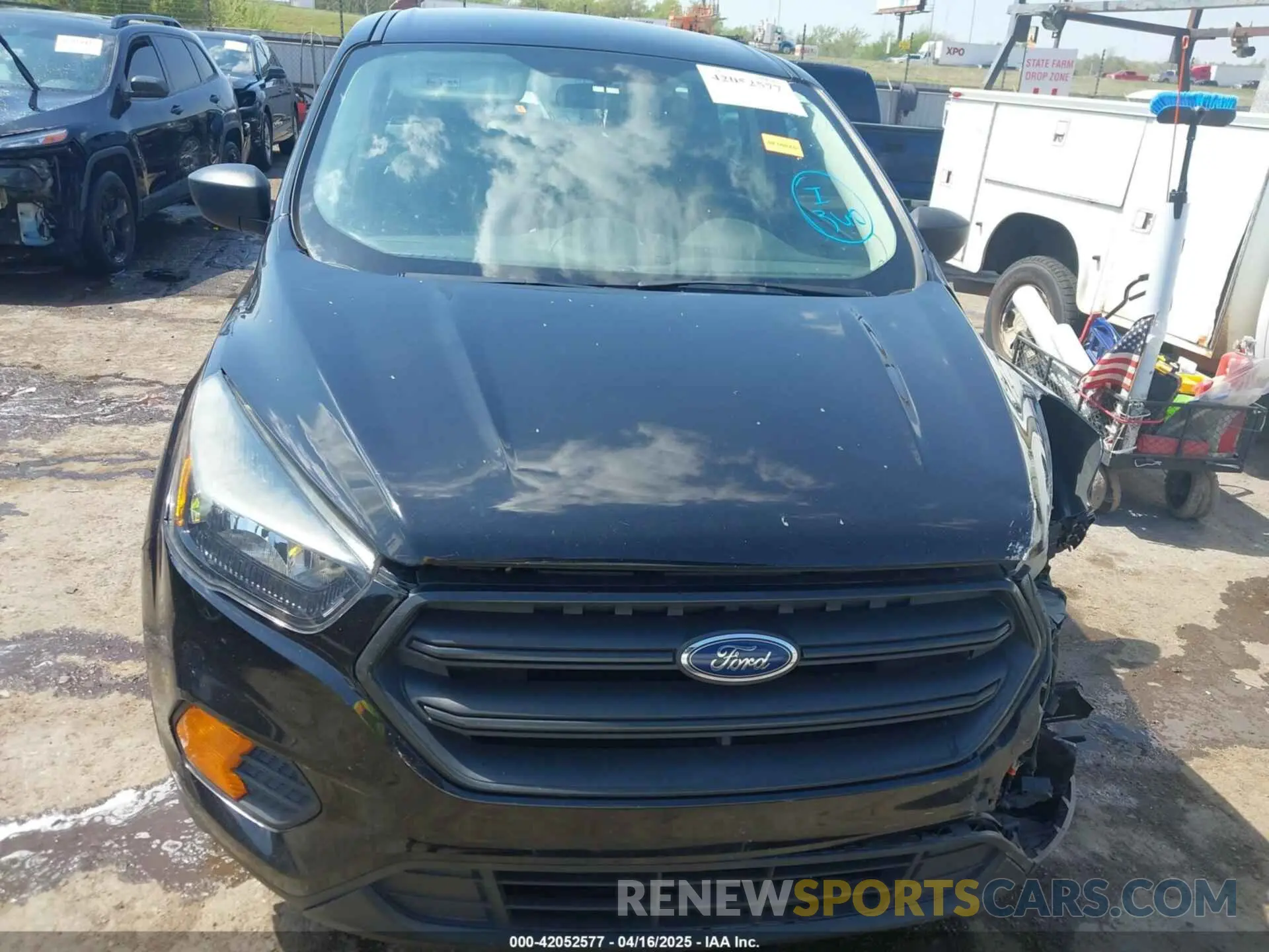 13 Фотография поврежденного автомобиля 1FMCU0F71KUA63170 FORD ESCAPE 2019