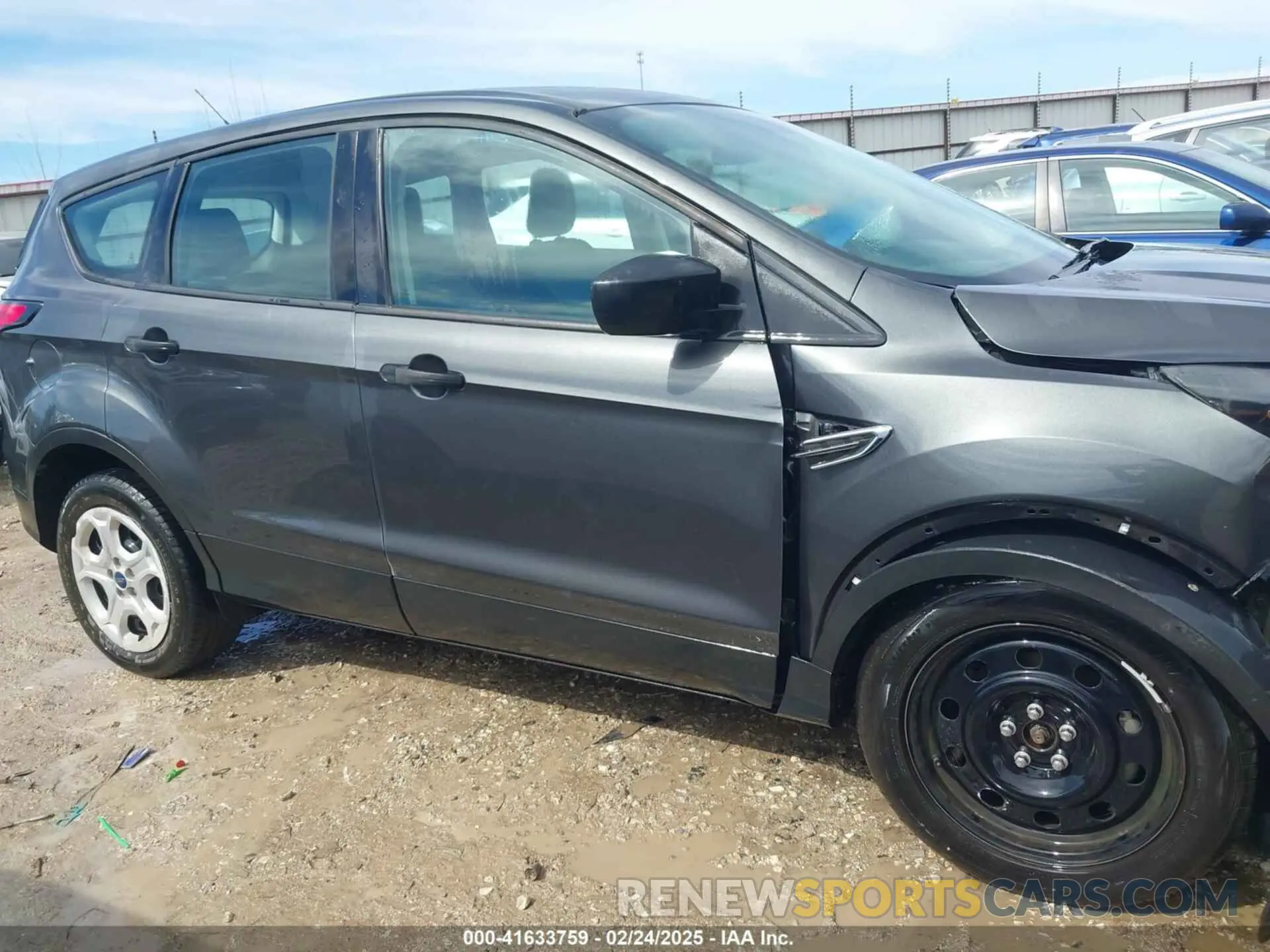 14 Фотография поврежденного автомобиля 1FMCU0F71KUA74959 FORD ESCAPE 2019