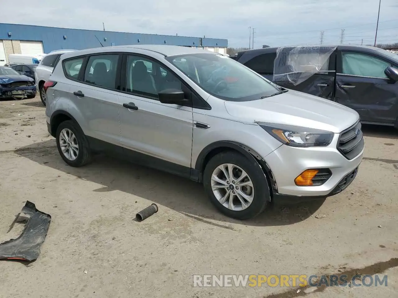 4 Фотография поврежденного автомобиля 1FMCU0F72KUA87719 FORD ESCAPE 2019