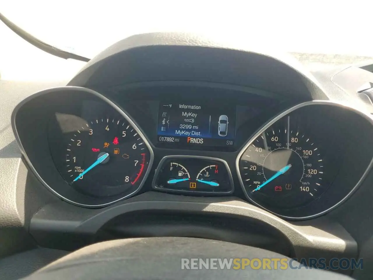 9 Фотография поврежденного автомобиля 1FMCU0F72KUA87719 FORD ESCAPE 2019