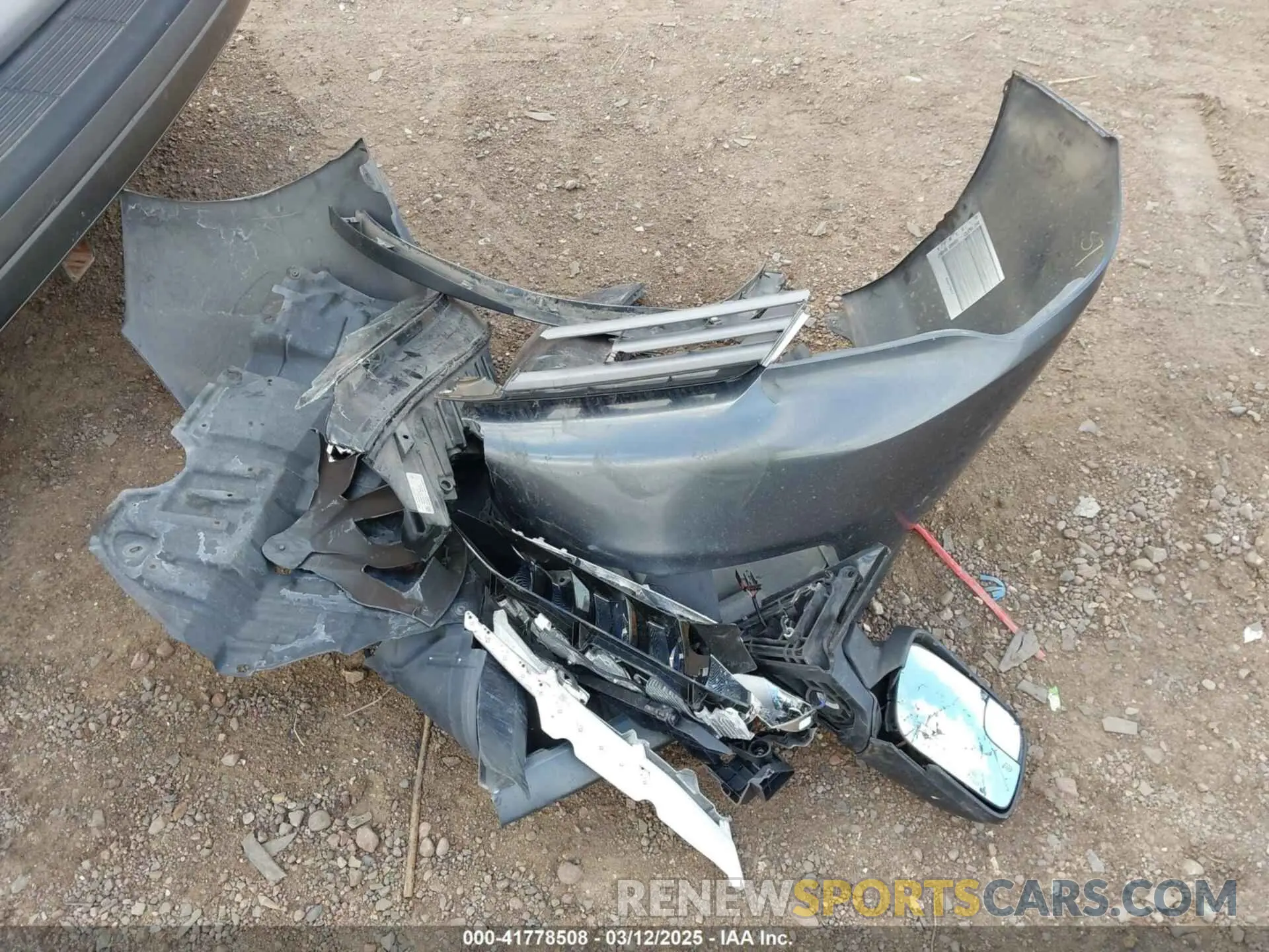 12 Photograph of a damaged car 1FMCU0F72KUC27784 FORD ESCAPE 2019