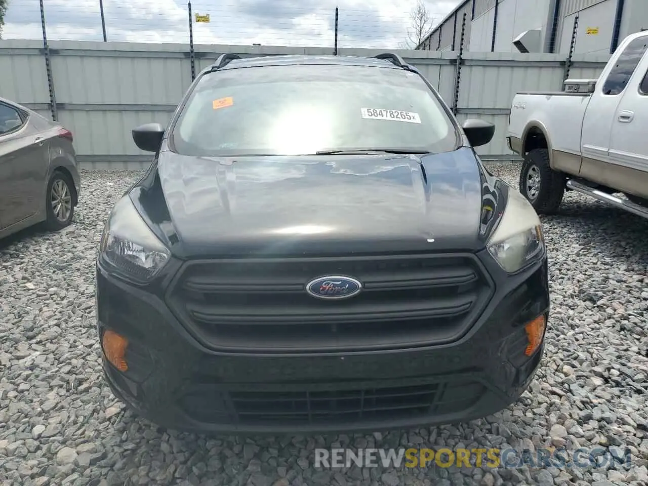 5 Photograph of a damaged car 1FMCU0F73KUA75241 FORD ESCAPE 2019