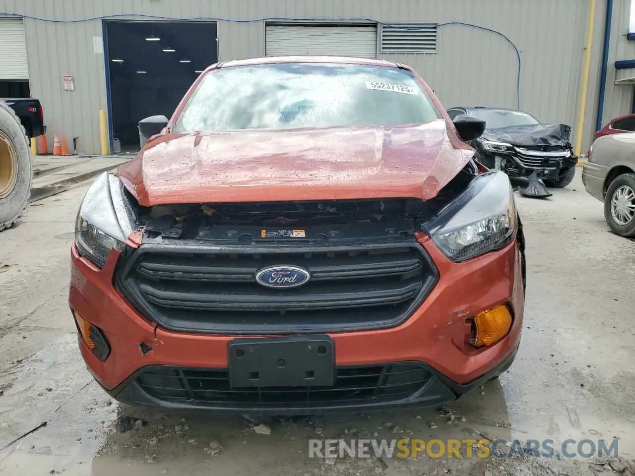 5 Photograph of a damaged car 1FMCU0F73KUA79497 FORD ESCAPE 2019