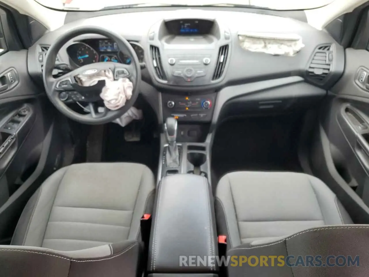 8 Photograph of a damaged car 1FMCU0F73KUA79497 FORD ESCAPE 2019