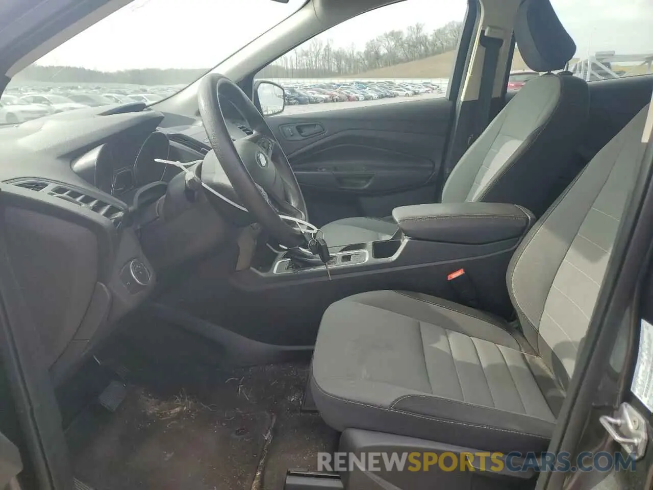 7 Photograph of a damaged car 1FMCU0F73KUA92346 FORD ESCAPE 2019