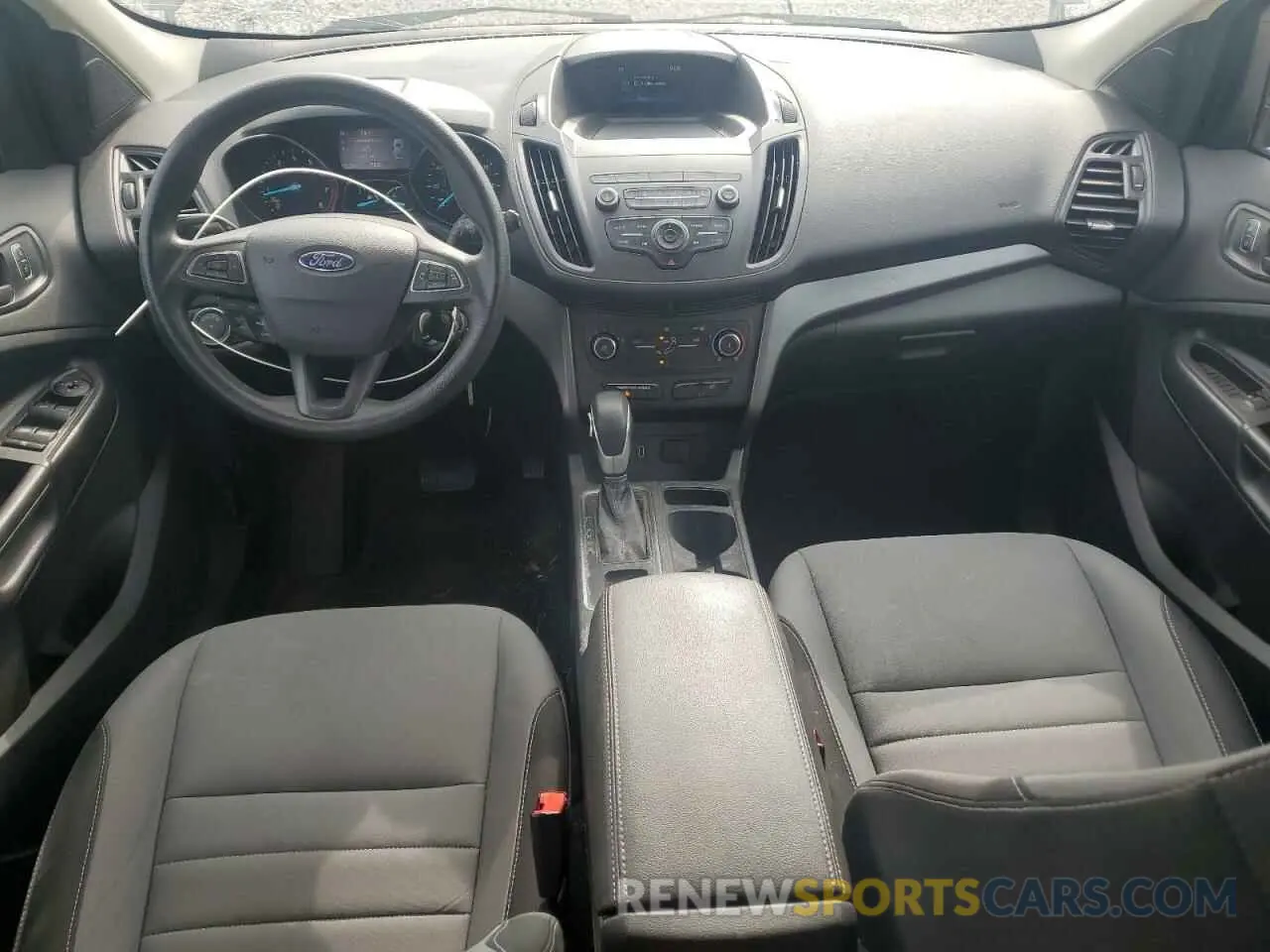 8 Photograph of a damaged car 1FMCU0F73KUA92346 FORD ESCAPE 2019
