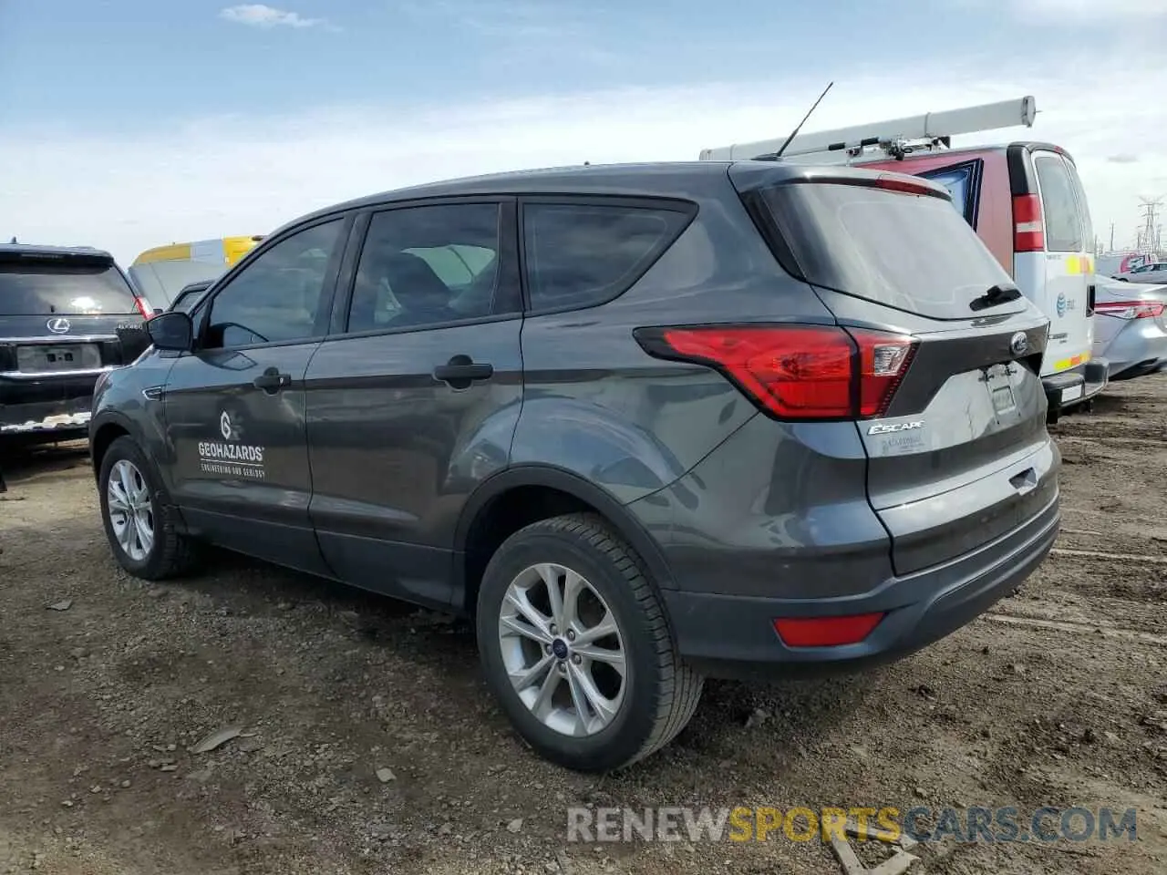 2 Photograph of a damaged car 1FMCU0F73KUB01921 FORD ESCAPE 2019