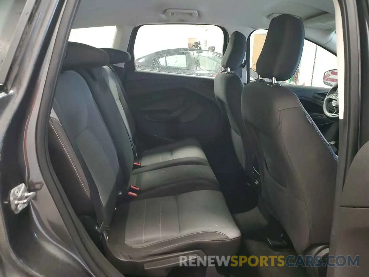 11 Photograph of a damaged car 1FMCU0F73KUB73587 FORD ESCAPE 2019