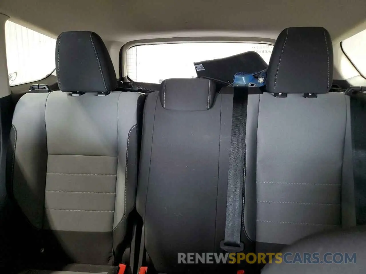 10 Photograph of a damaged car 1FMCU0F73KUC57196 FORD ESCAPE 2019