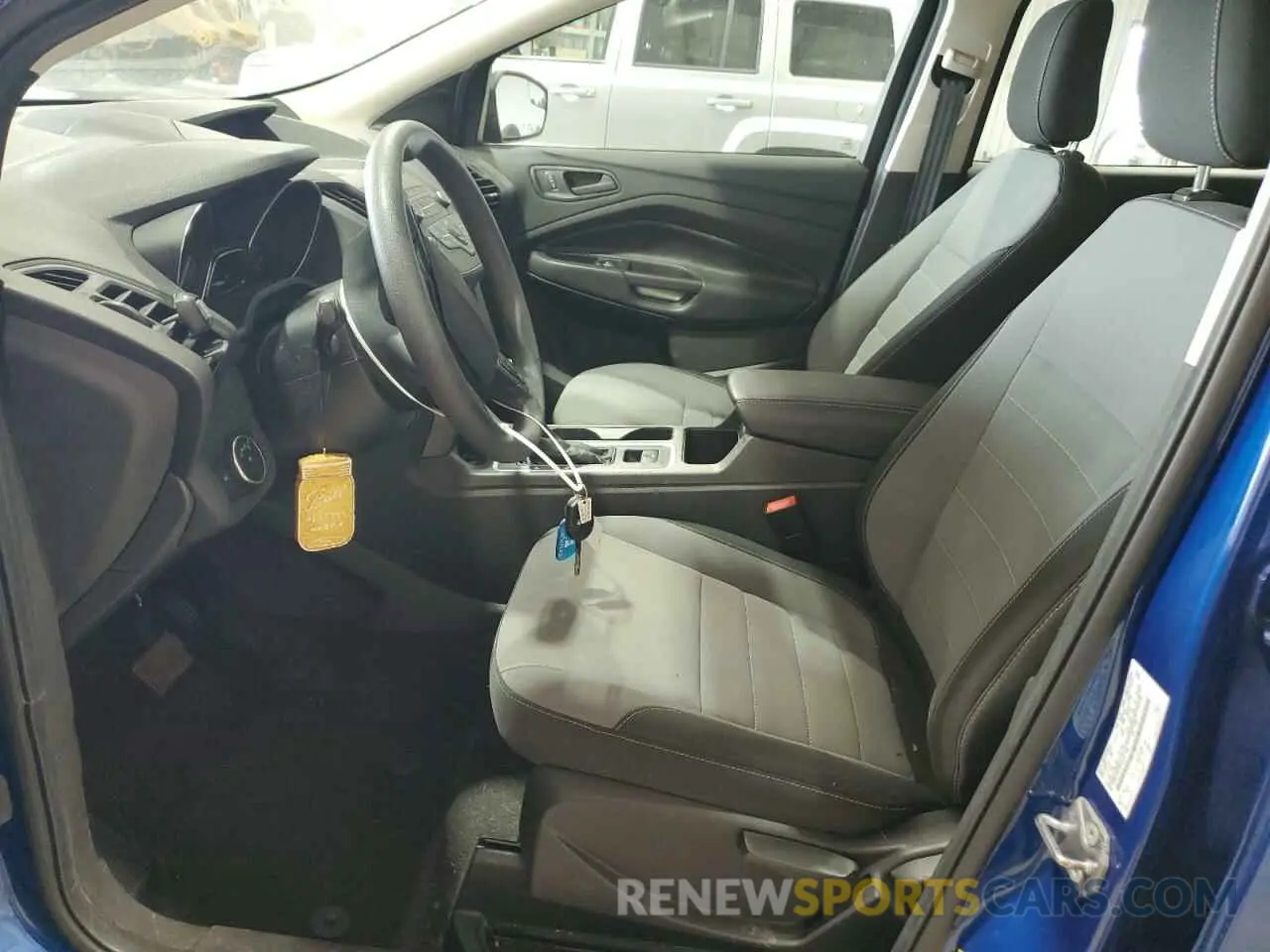 7 Photograph of a damaged car 1FMCU0F73KUC57196 FORD ESCAPE 2019