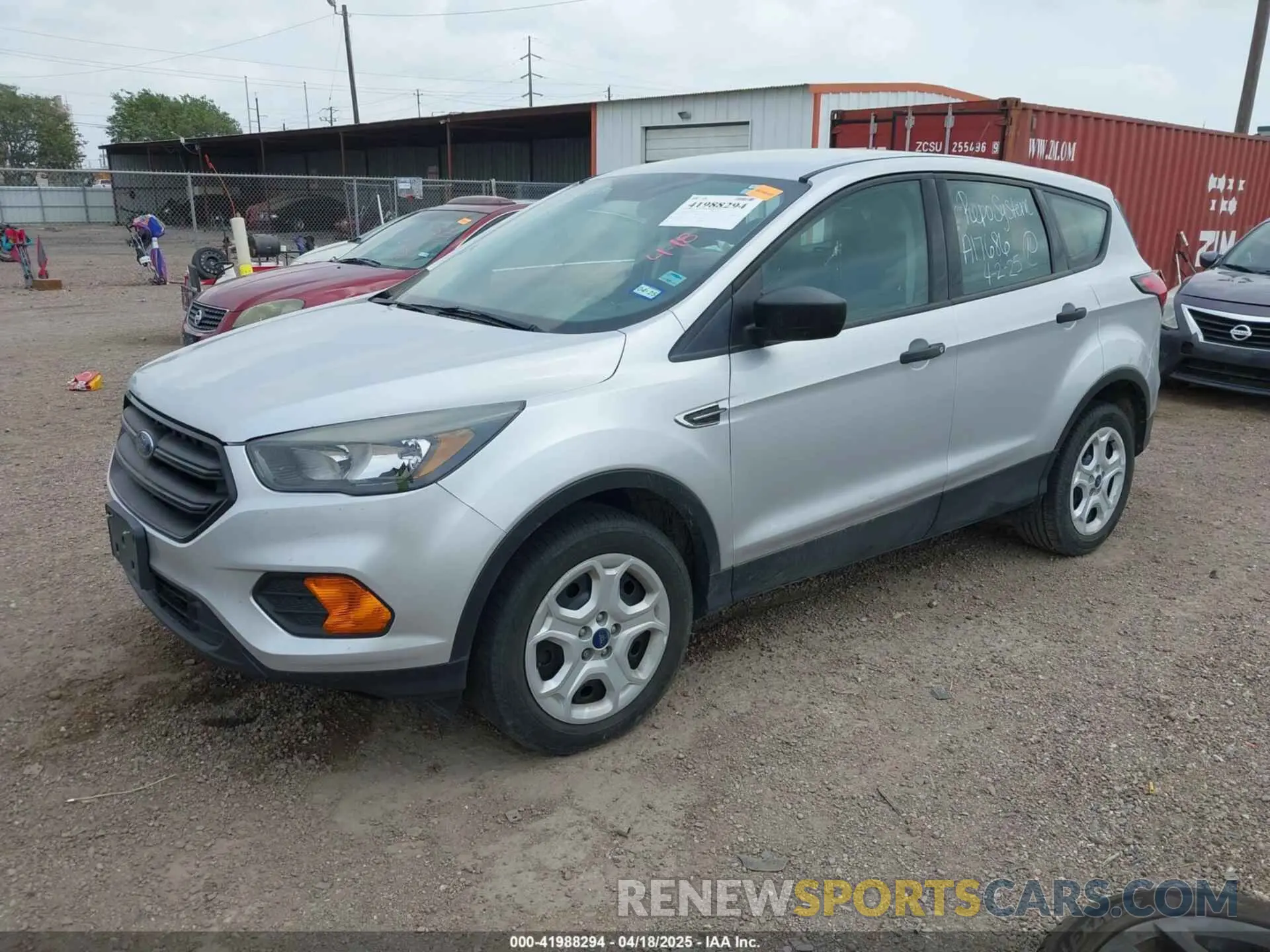 2 Фотография поврежденного автомобиля 1FMCU0F74KUA17686 FORD ESCAPE 2019