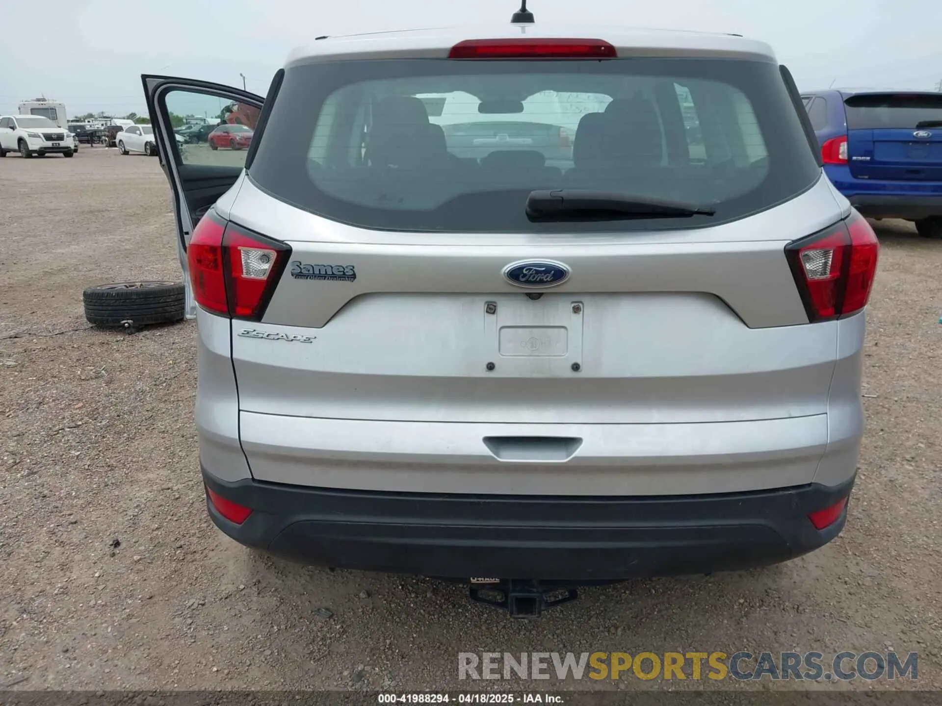 6 Фотография поврежденного автомобиля 1FMCU0F74KUA17686 FORD ESCAPE 2019