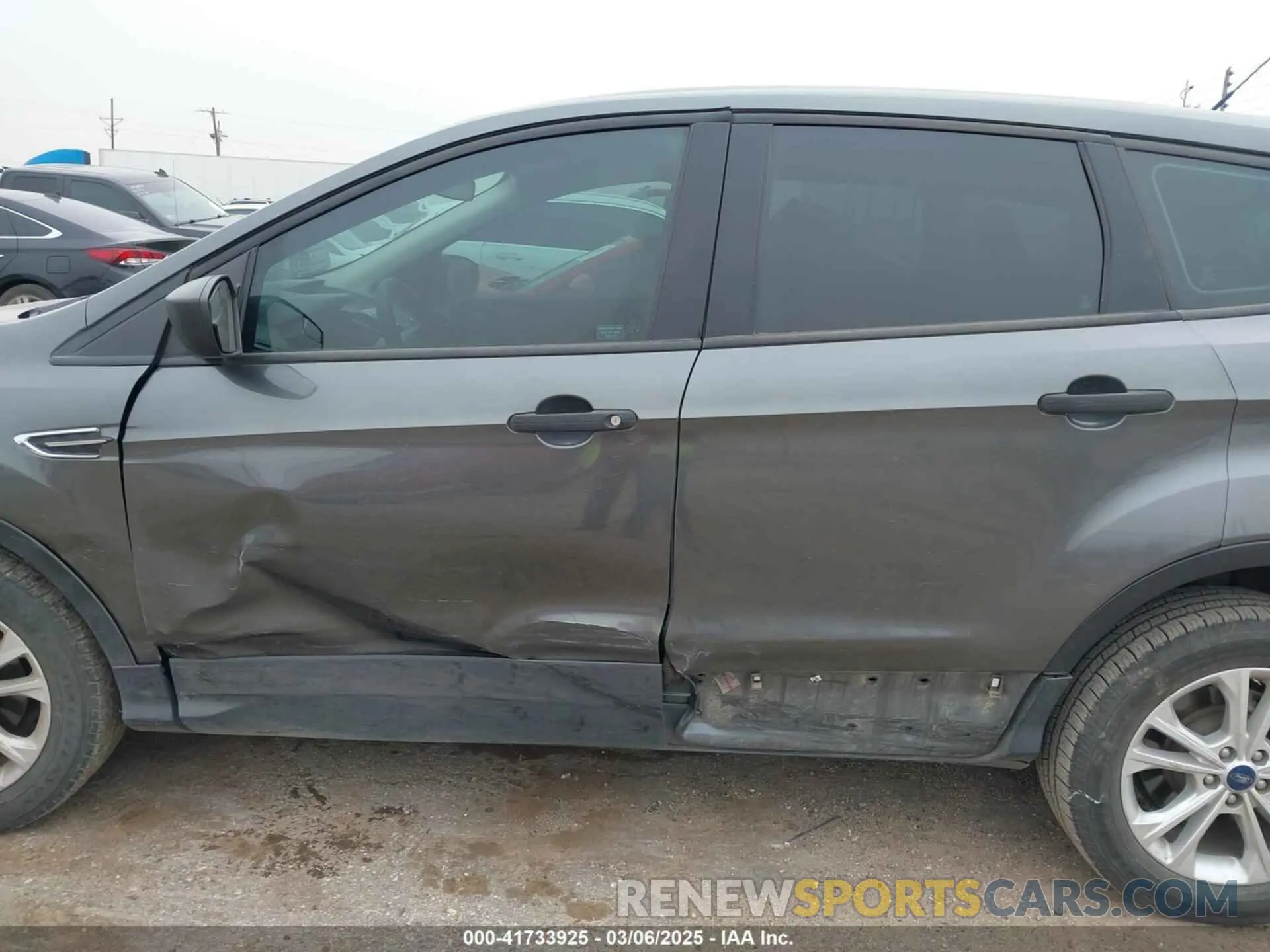 14 Фотография поврежденного автомобиля 1FMCU0F74KUB26214 FORD ESCAPE 2019