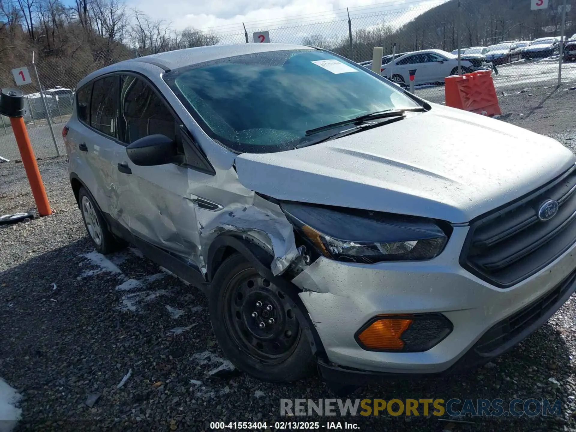 1 Photograph of a damaged car 1FMCU0F74KUB45314 FORD ESCAPE 2019
