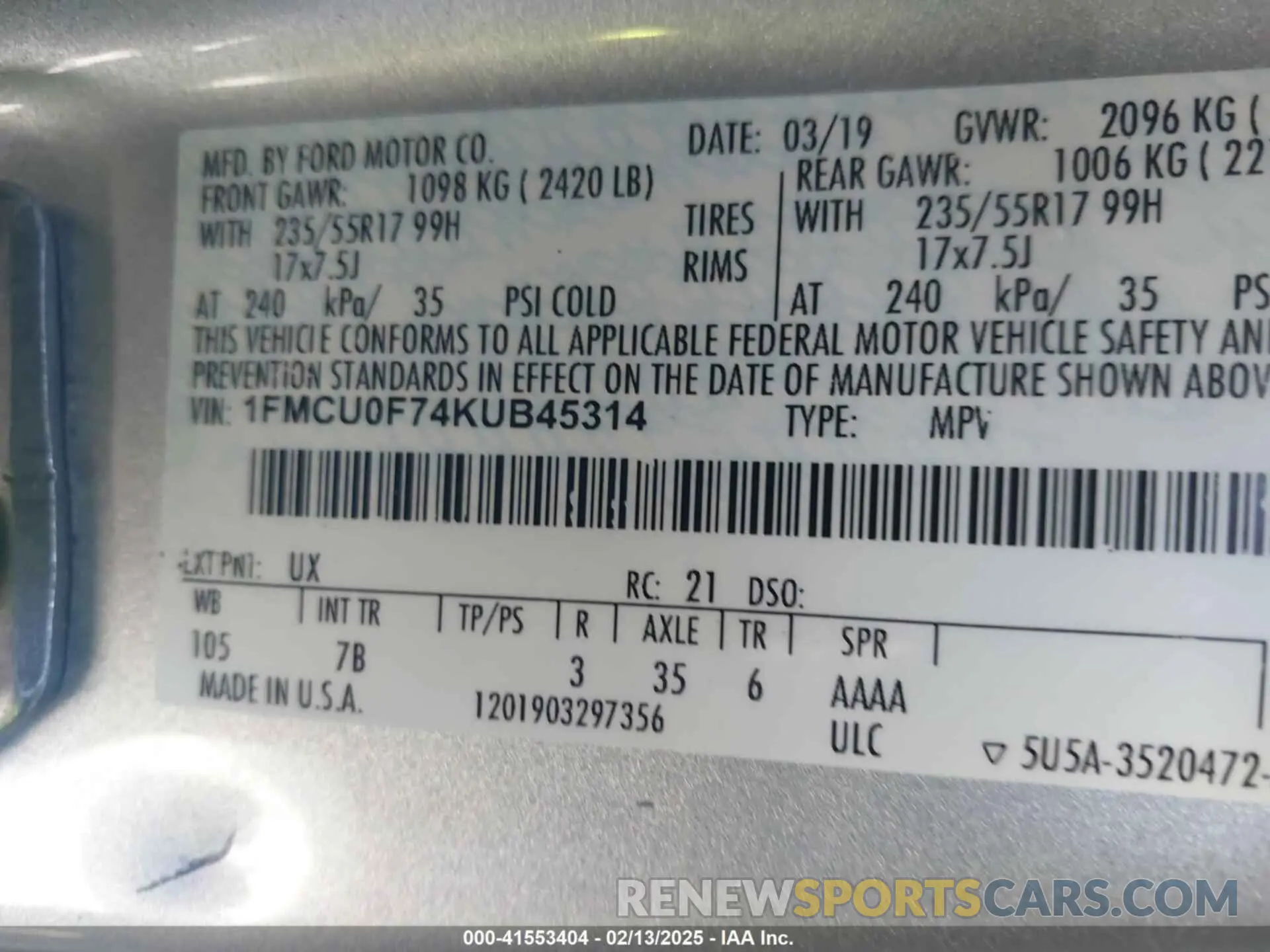 9 Photograph of a damaged car 1FMCU0F74KUB45314 FORD ESCAPE 2019