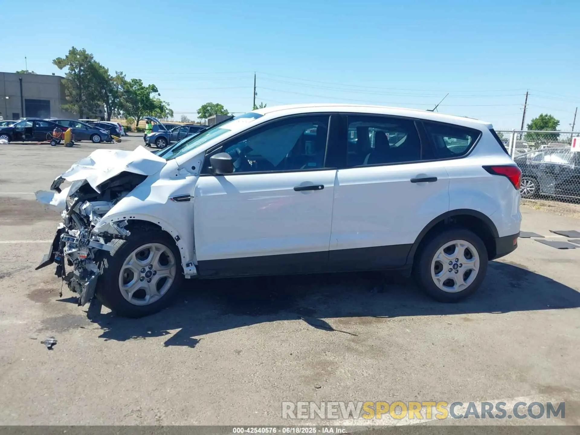 14 Photograph of a damaged car 1FMCU0F74KUB63022 FORD ESCAPE 2019