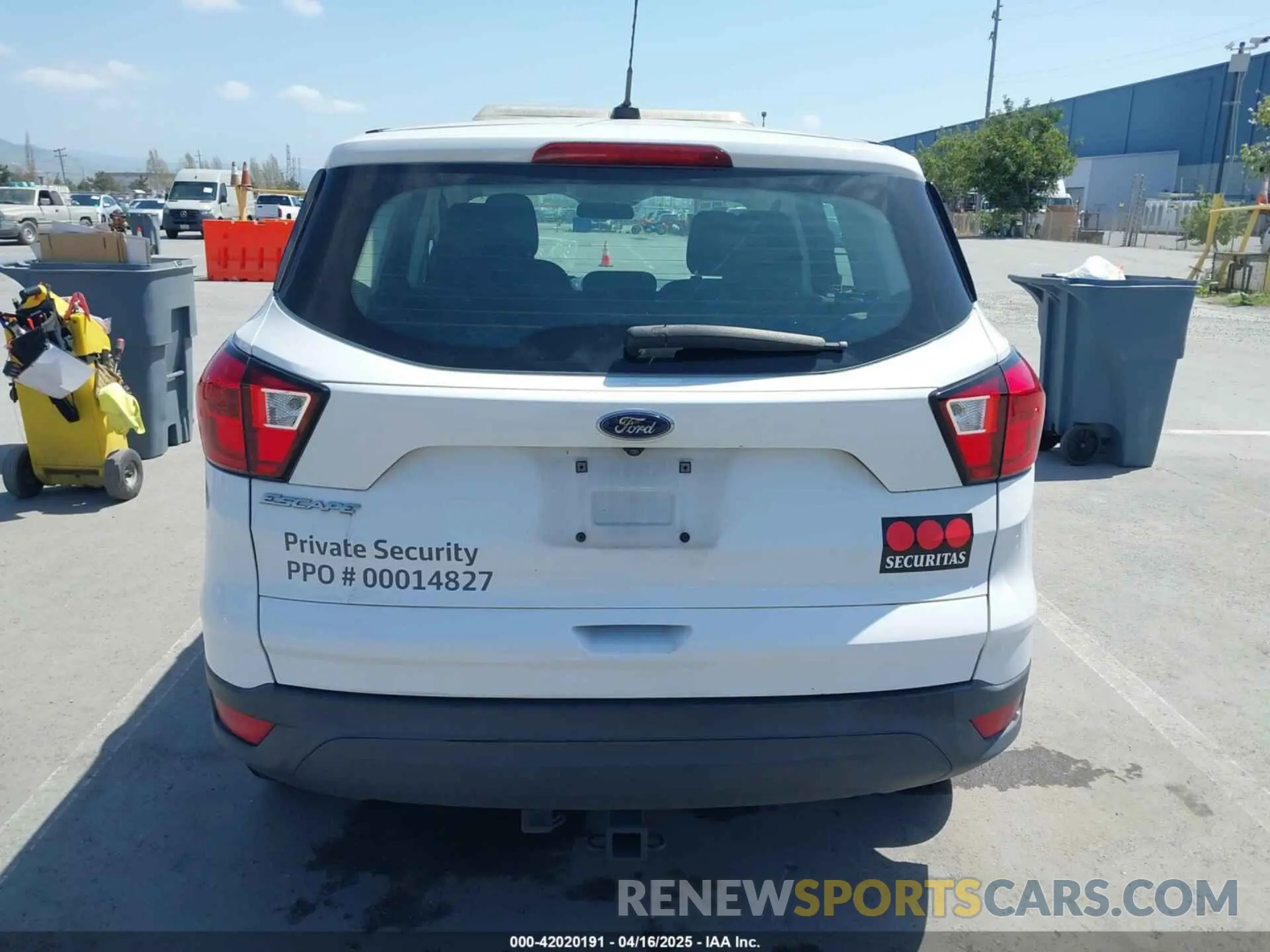 16 Фотография поврежденного автомобиля 1FMCU0F75KUA72308 FORD ESCAPE 2019