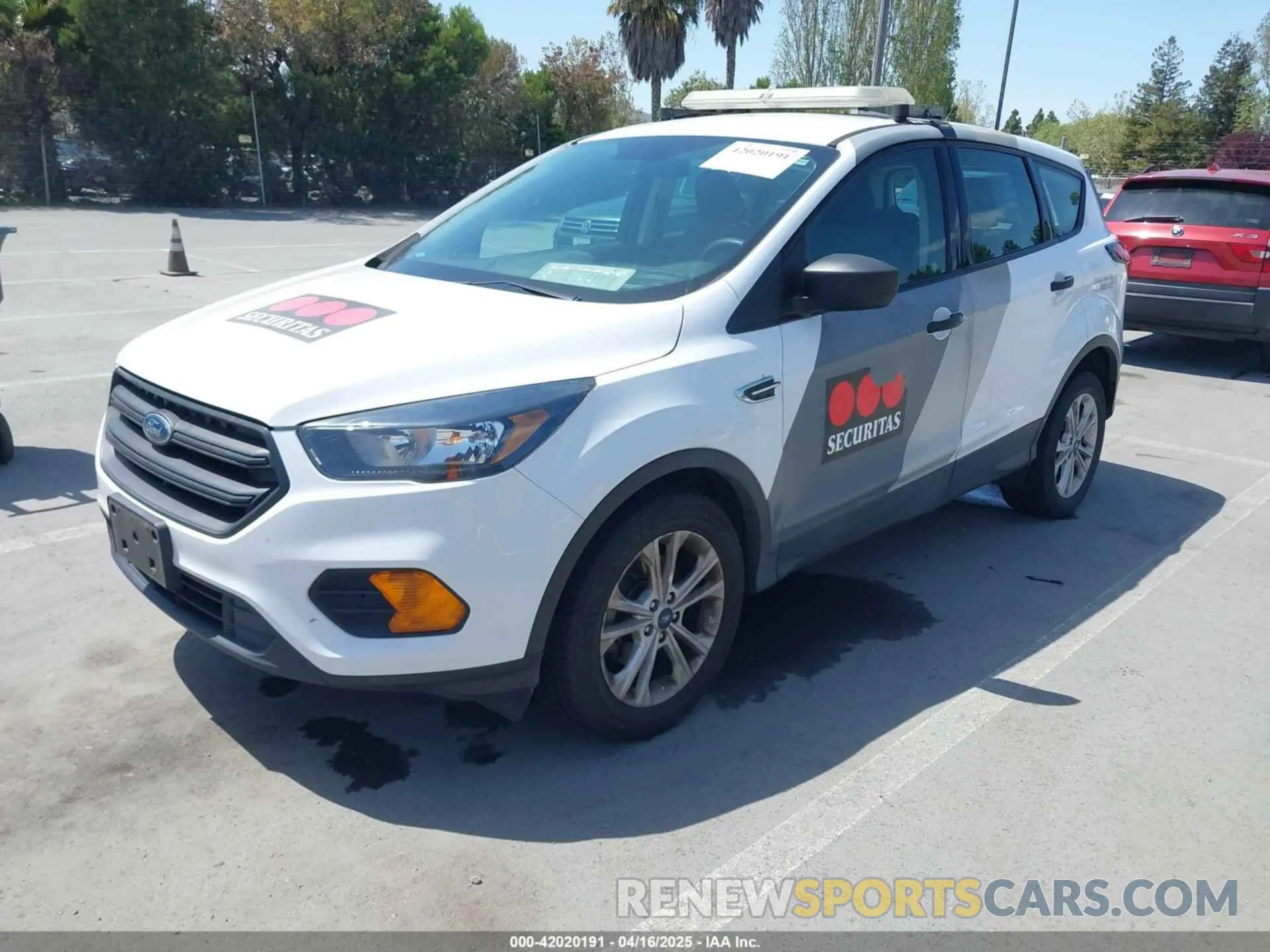 2 Фотография поврежденного автомобиля 1FMCU0F75KUA72308 FORD ESCAPE 2019