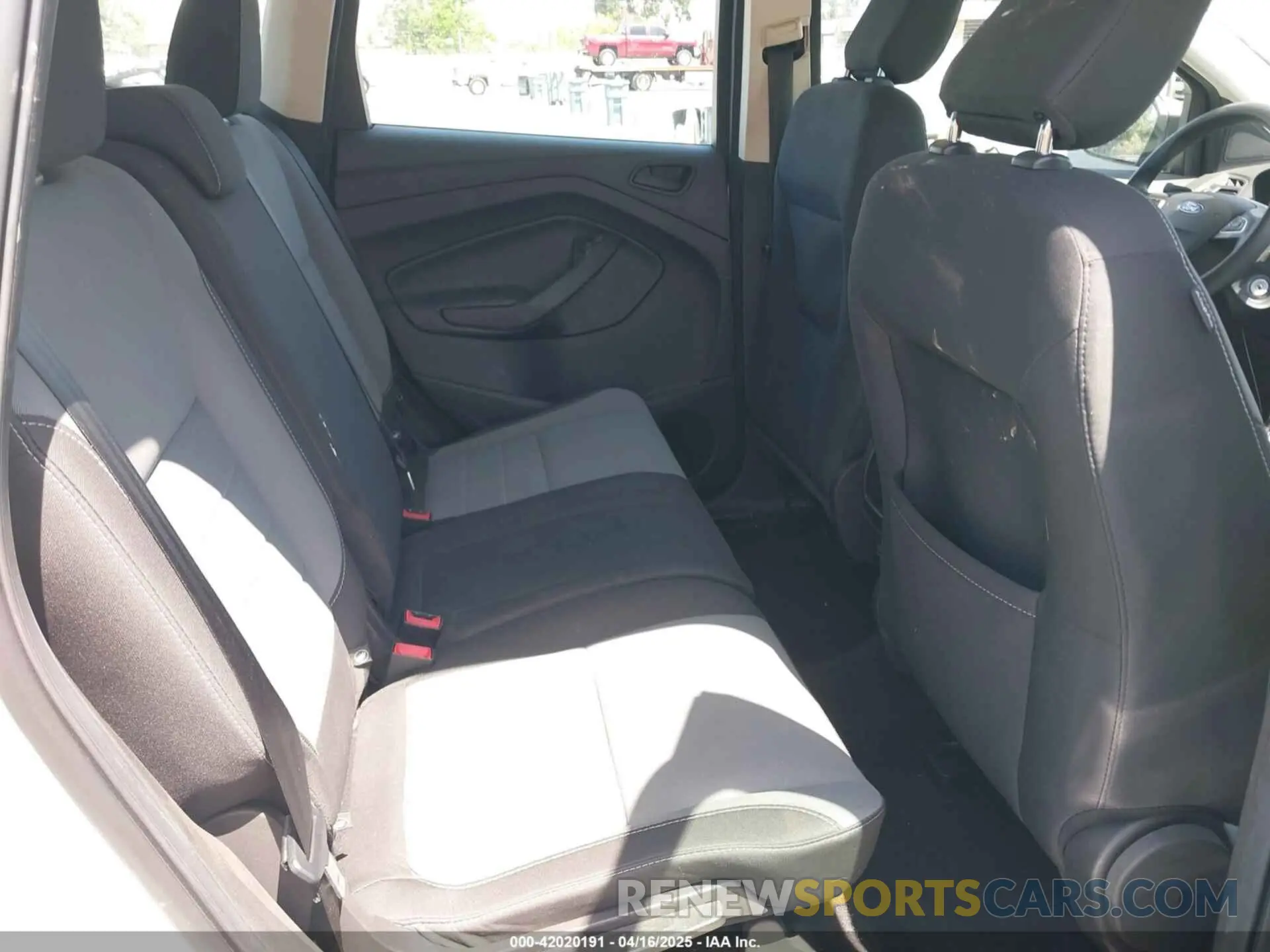 8 Фотография поврежденного автомобиля 1FMCU0F75KUA72308 FORD ESCAPE 2019