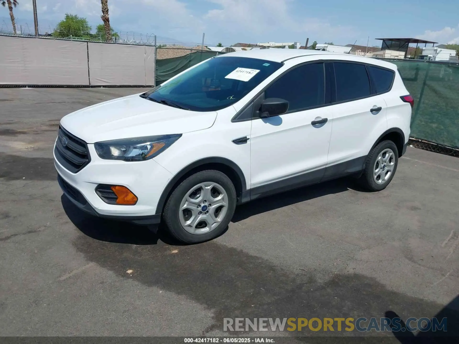 2 Photograph of a damaged car 1FMCU0F75KUB11723 FORD ESCAPE 2019