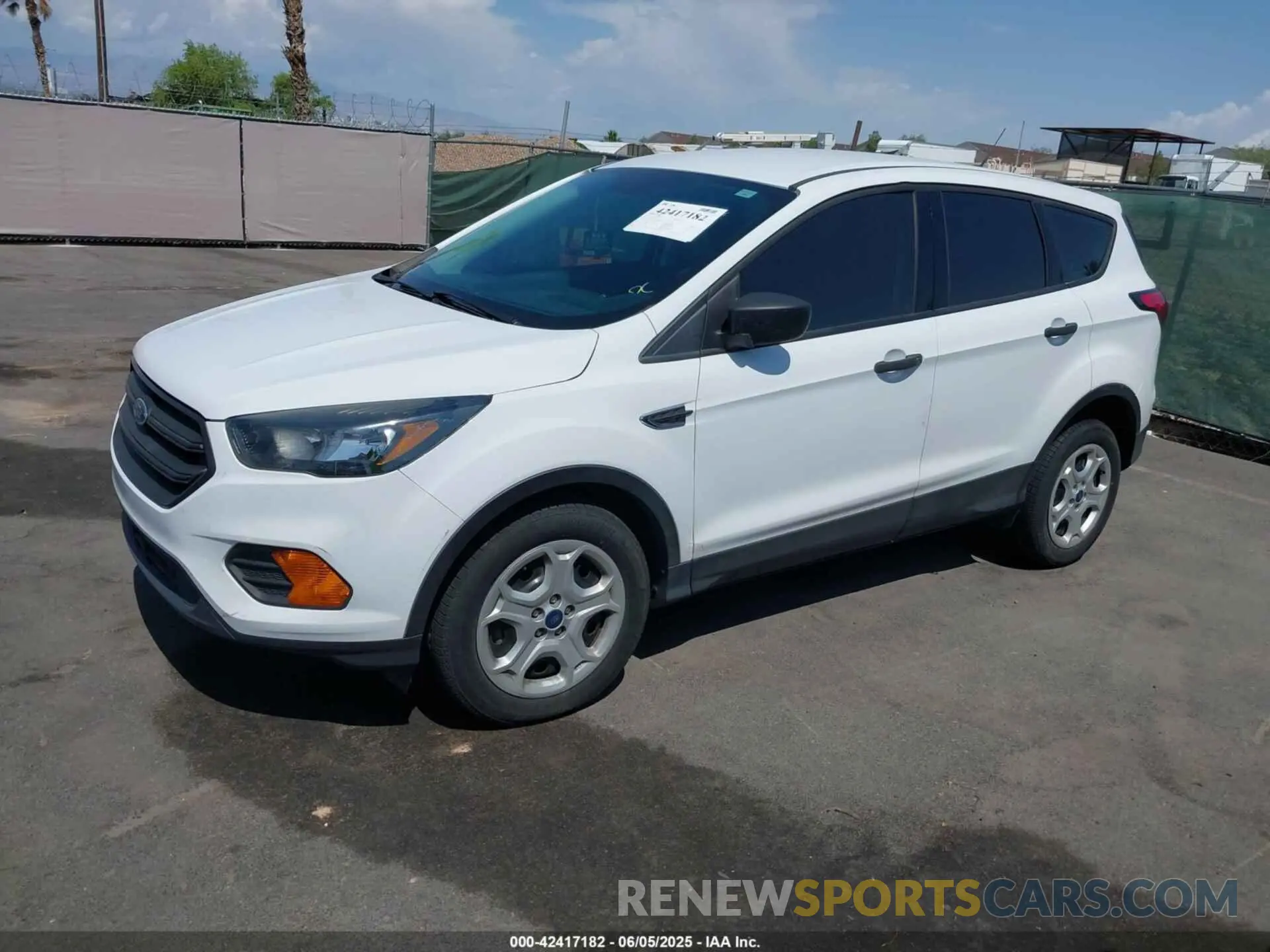 6 Photograph of a damaged car 1FMCU0F75KUB11723 FORD ESCAPE 2019