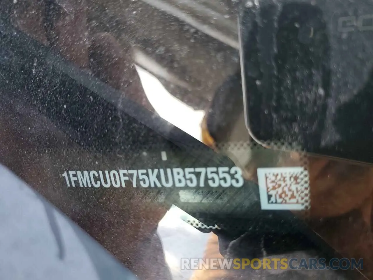 14 Фотография поврежденного автомобиля 1FMCU0F75KUB57553 FORD ESCAPE 2019