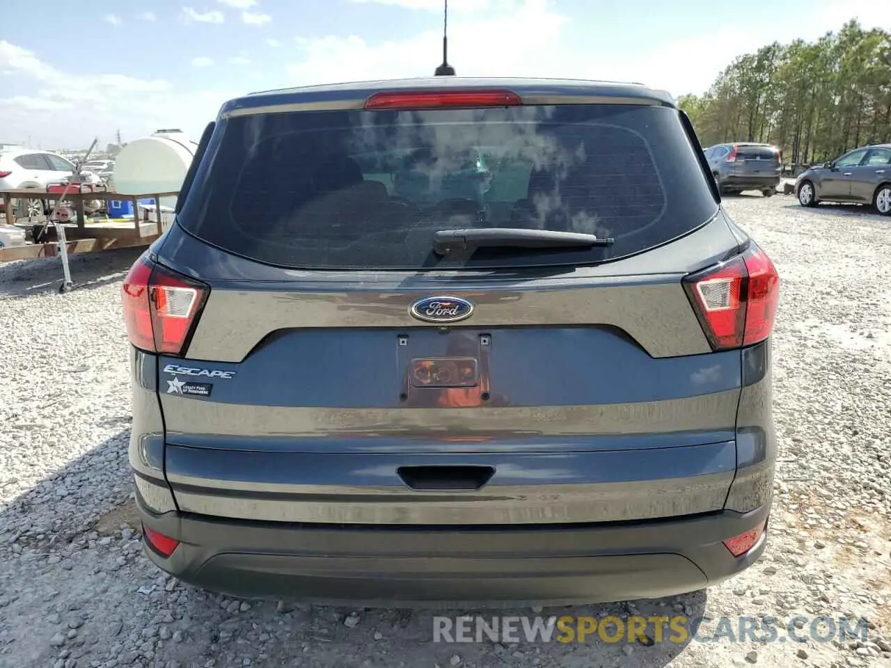 6 Фотография поврежденного автомобиля 1FMCU0F75KUB57553 FORD ESCAPE 2019