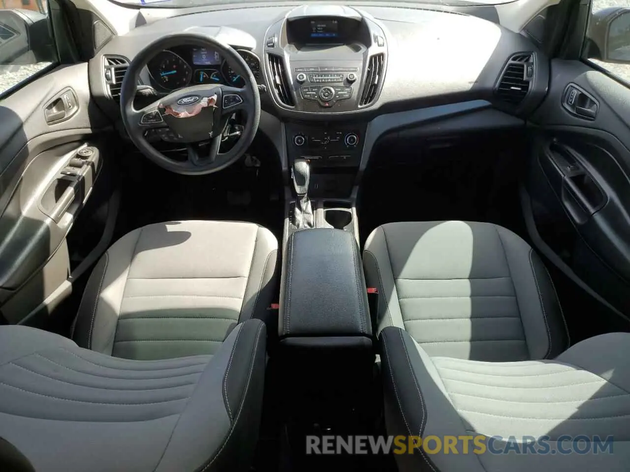 8 Фотография поврежденного автомобиля 1FMCU0F75KUB57553 FORD ESCAPE 2019