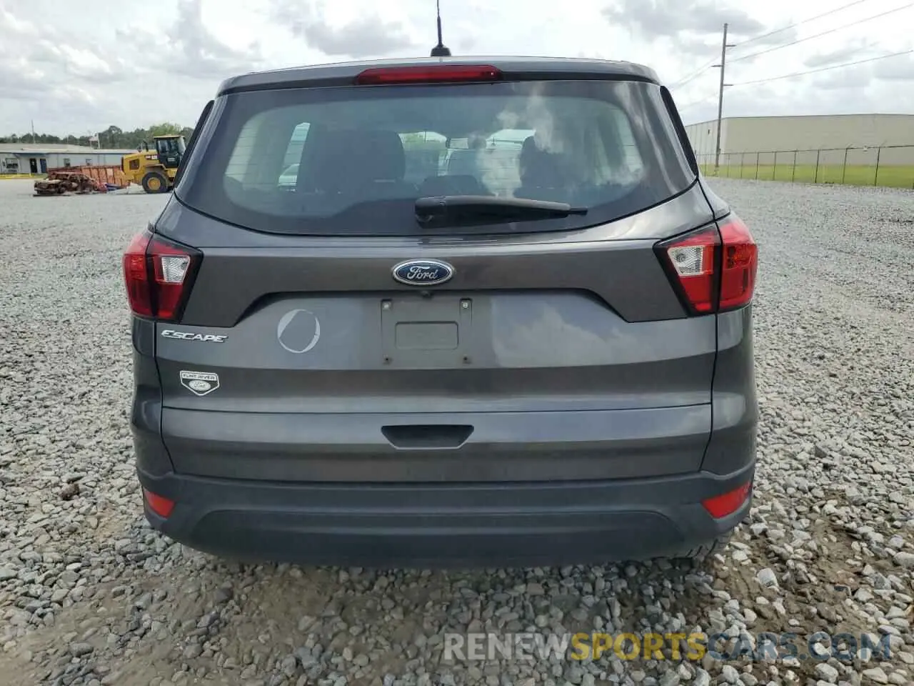 6 Photograph of a damaged car 1FMCU0F76KUA88291 FORD ESCAPE 2019