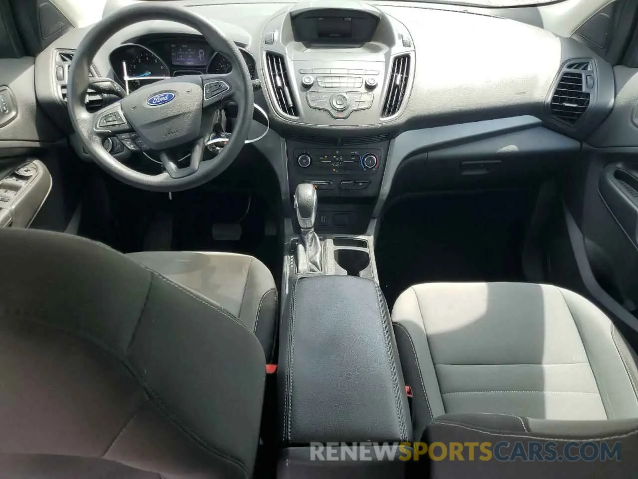 8 Photograph of a damaged car 1FMCU0F76KUA88291 FORD ESCAPE 2019